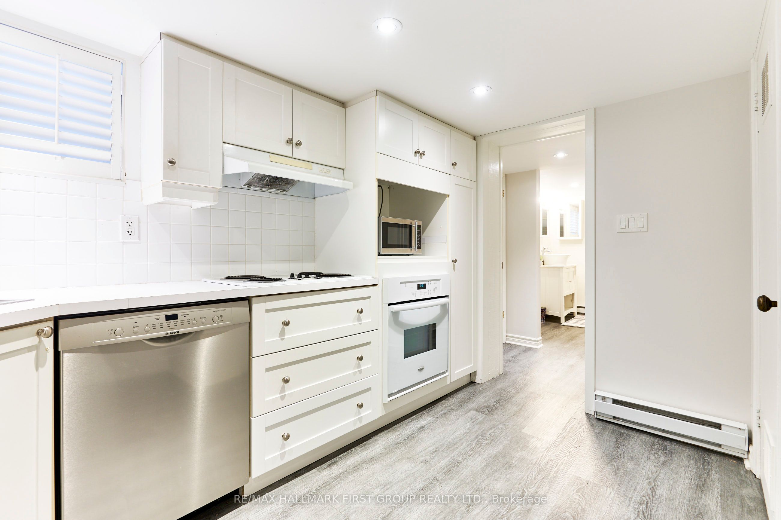Unit Lower - 207 Bayview Heights Drive, Toronto 5