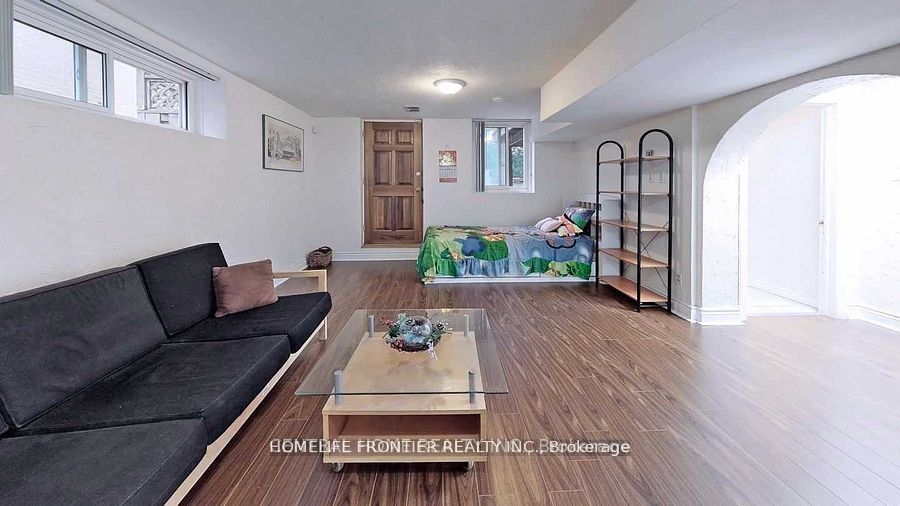 Unit Lower Unit - 40 Sumner Heights Drive, North York 2