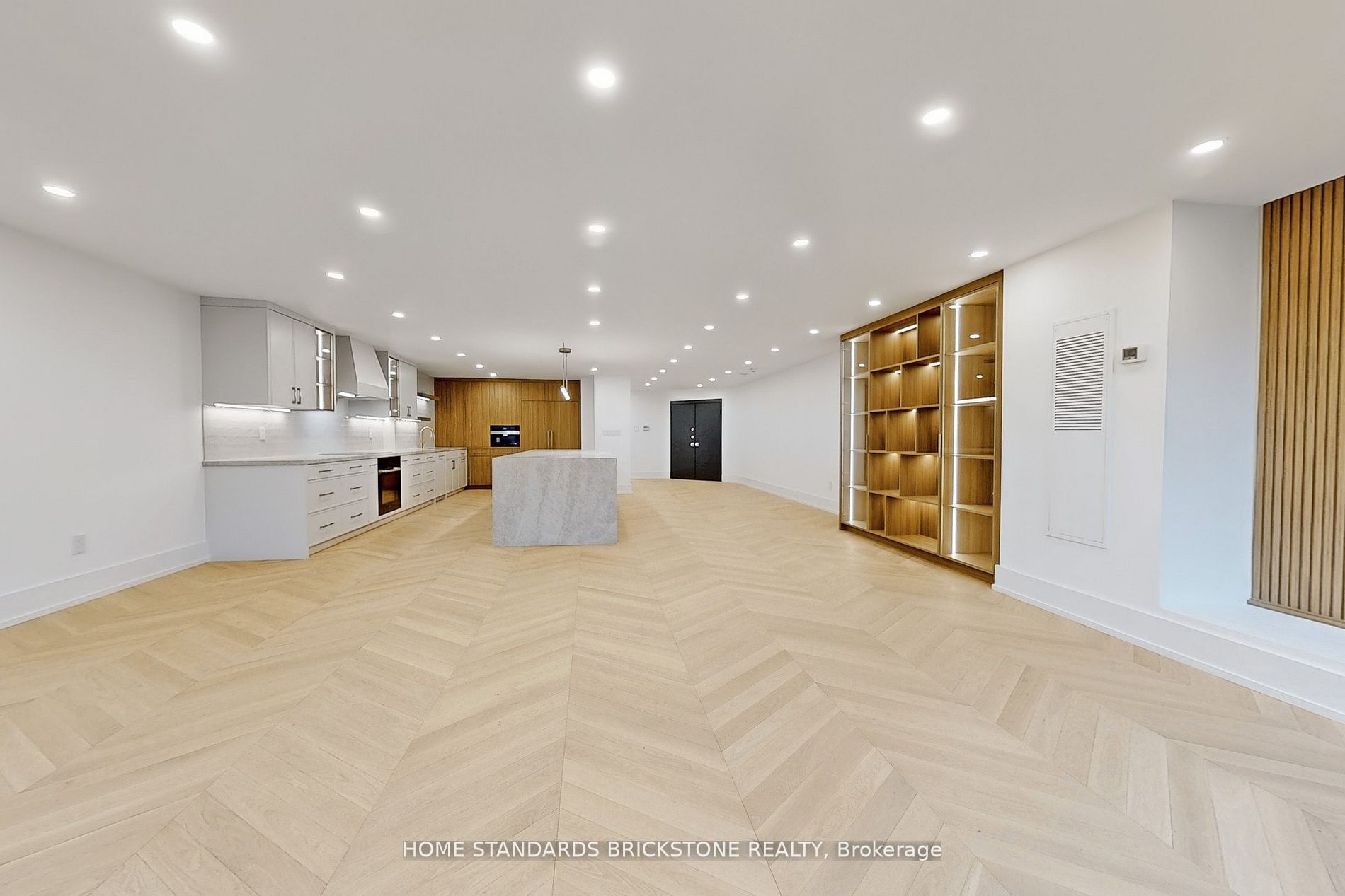 Unit 1009 - 110 Bloor Street W, Toronto 5