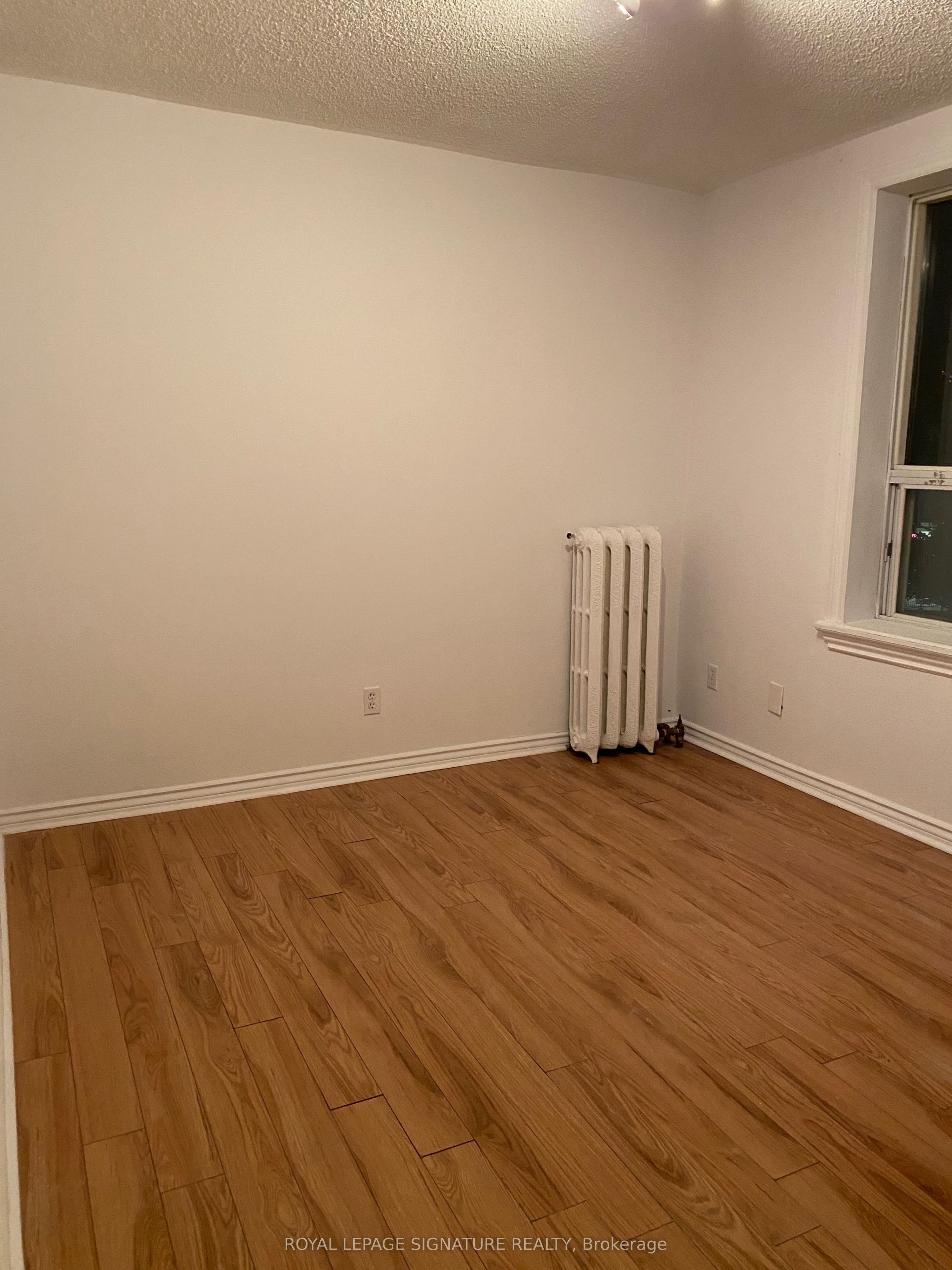 Unit 3 - 2 London Street, Toronto 3