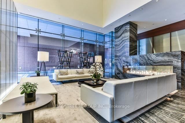 Unit 4207 - 180 University Avenue, Toronto 4