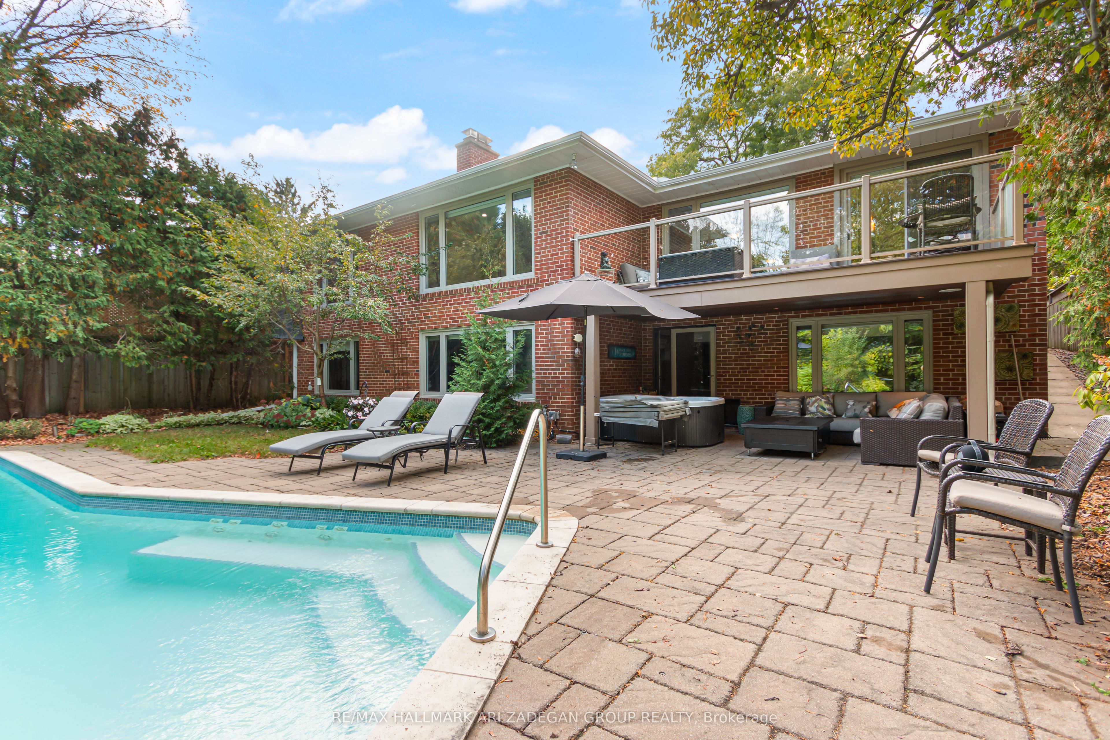 195 Burbank Drive, North York 2