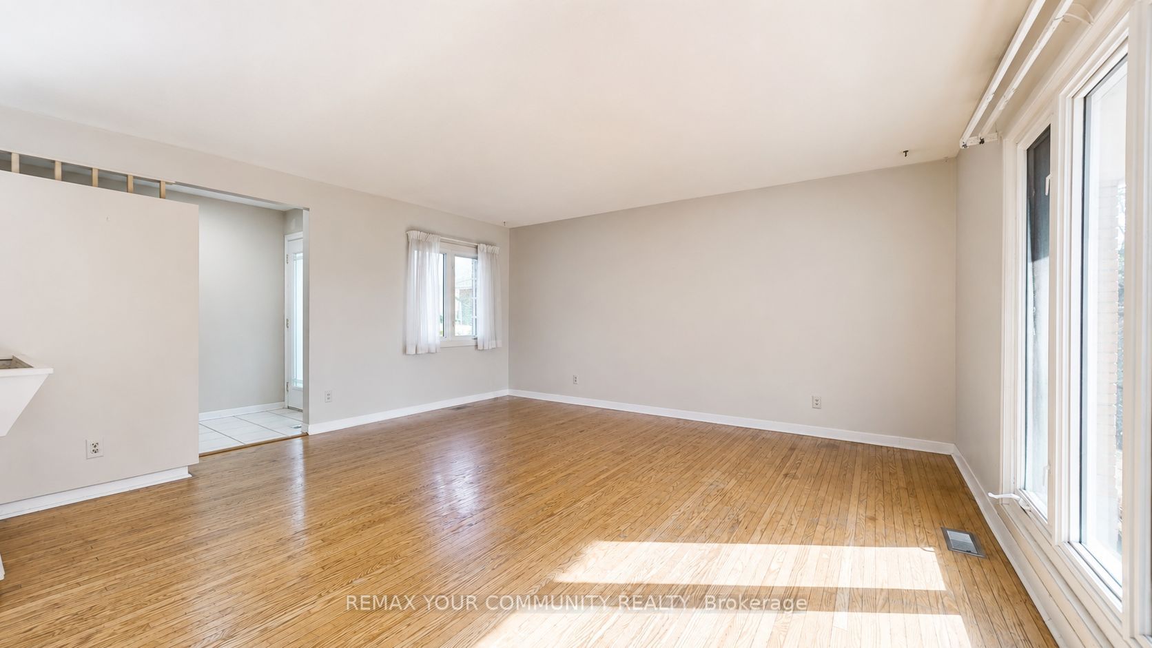 98 Wigmore Drive, North York 4