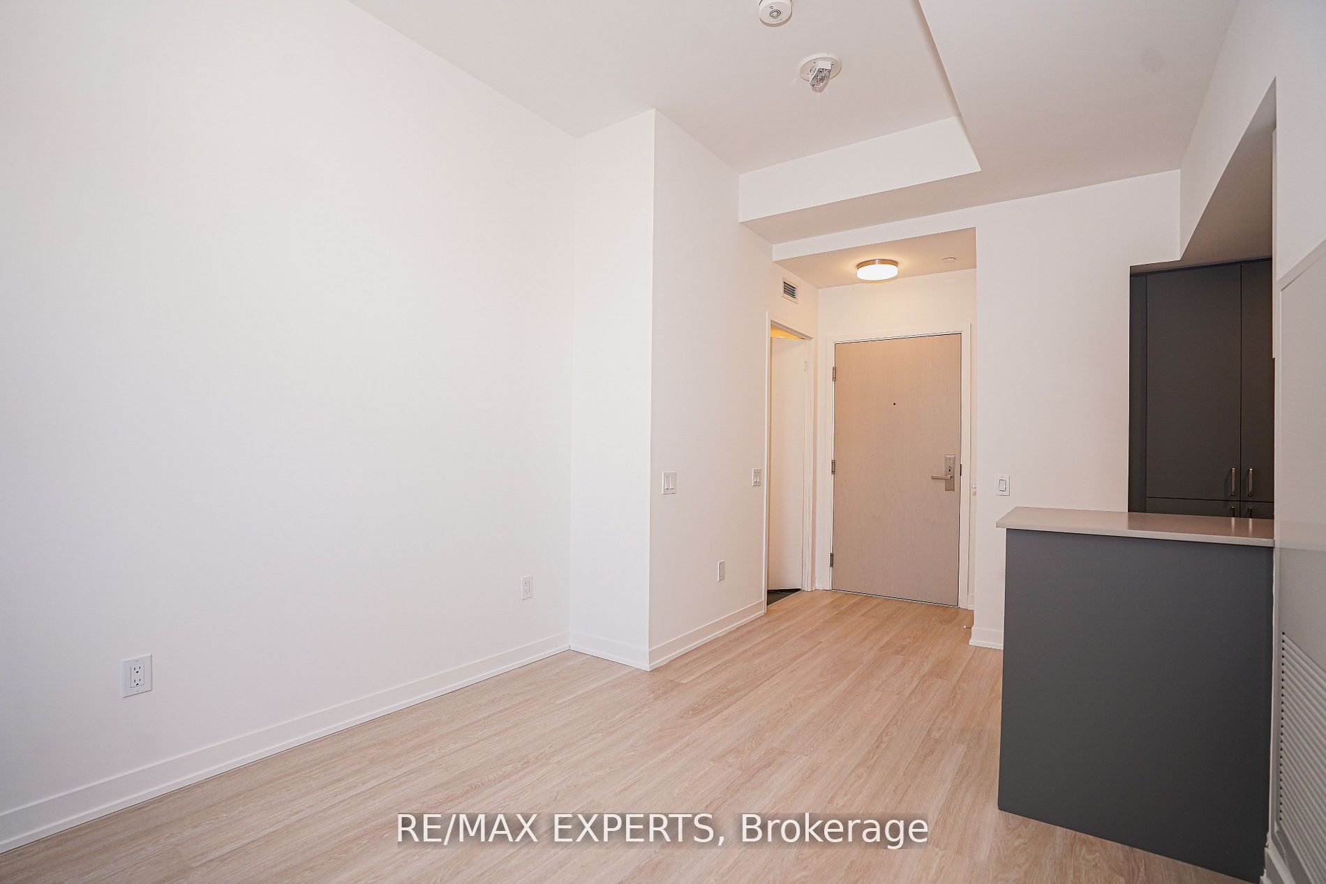Unit 532 - 500 Wilson Avenue, North York 4