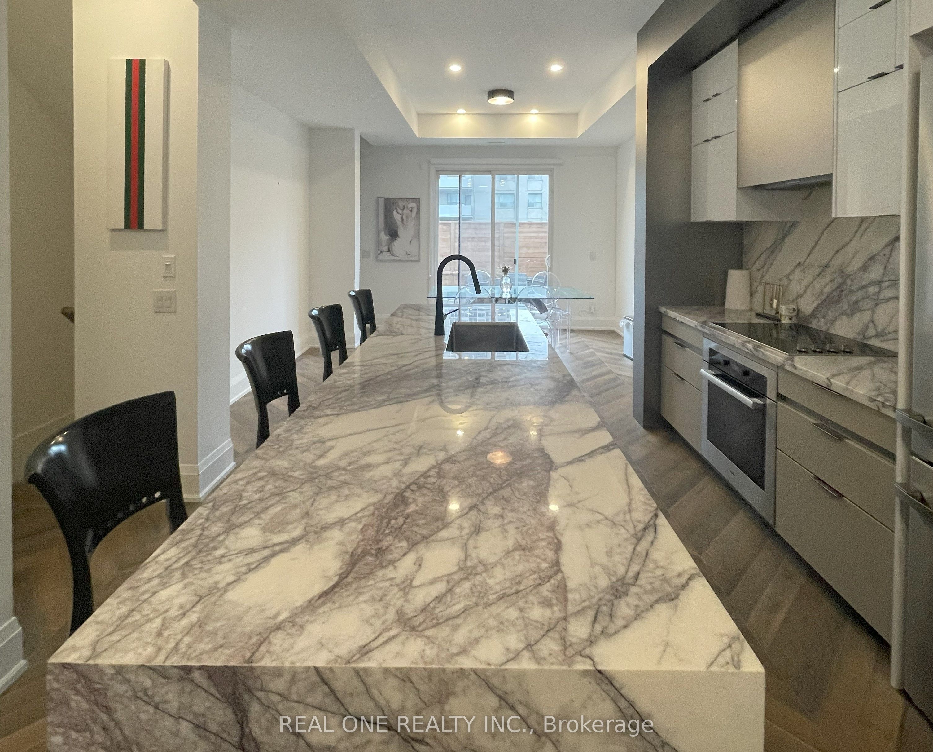 Unit Unit 5 - 25 Dervock Crescent, North York 4