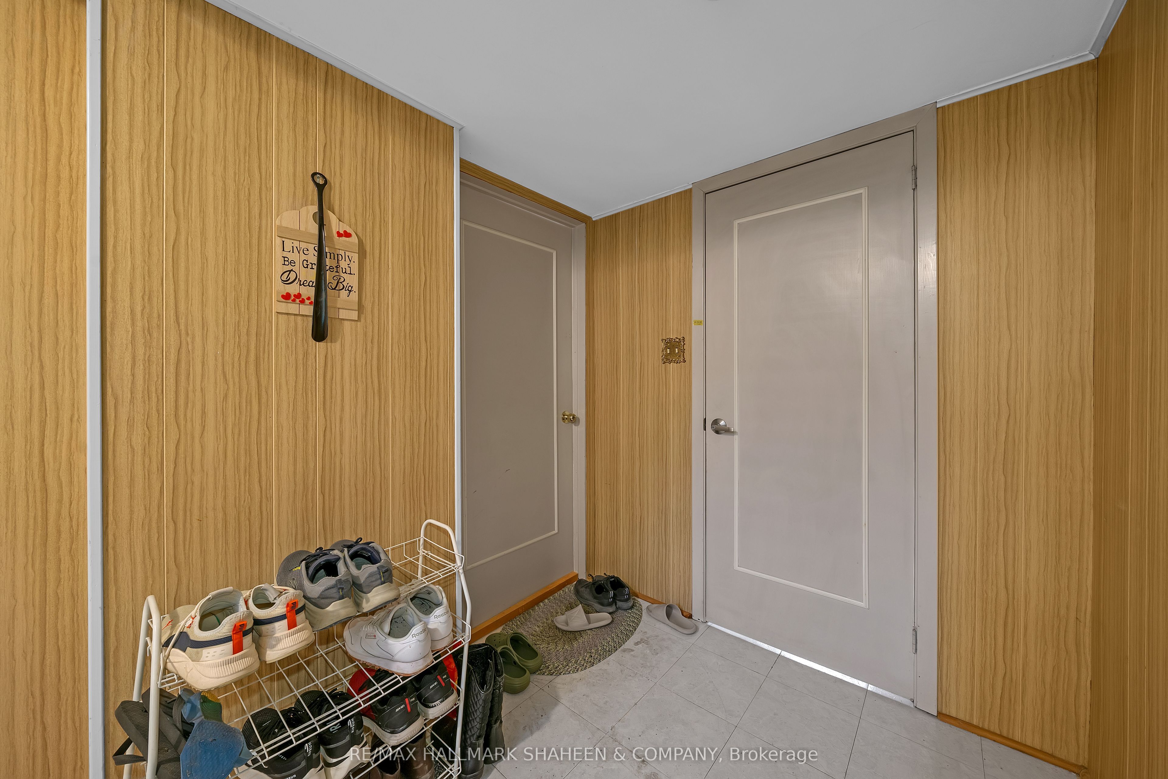 Unit Bsmnt A - 386 Ellerslie Avenue, North York 3
