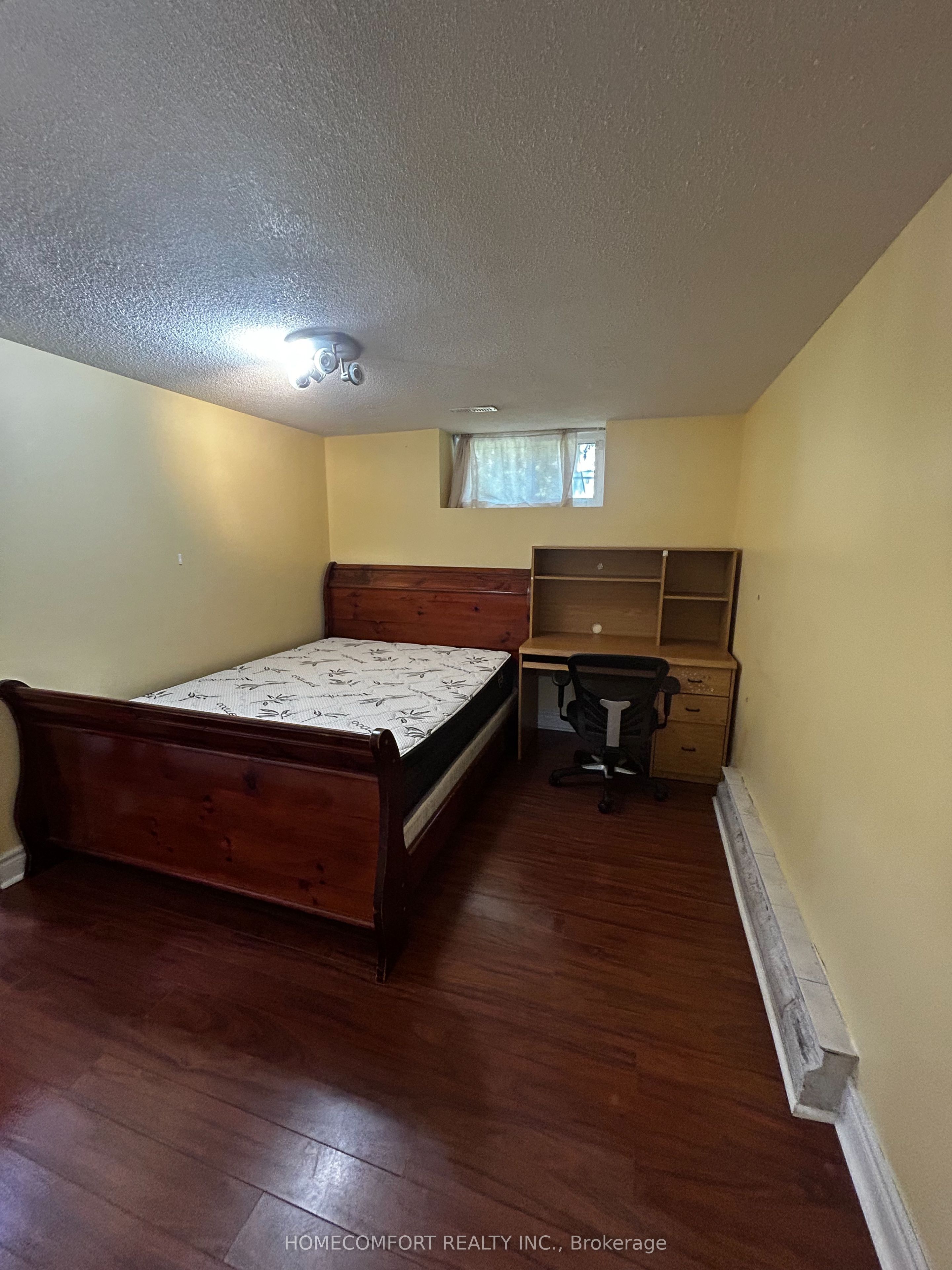 Unit Bsmt - 80 Aspenwood Drive, North York 3