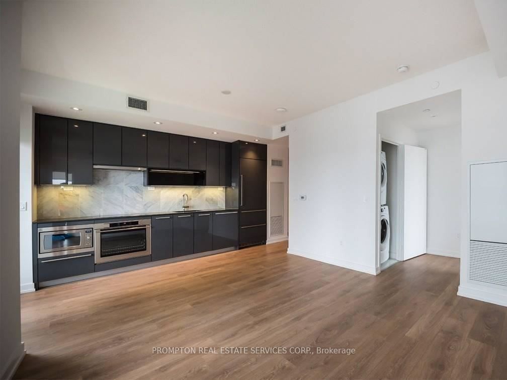 Unit 3303 - 117 McMahon Drive, North York 4