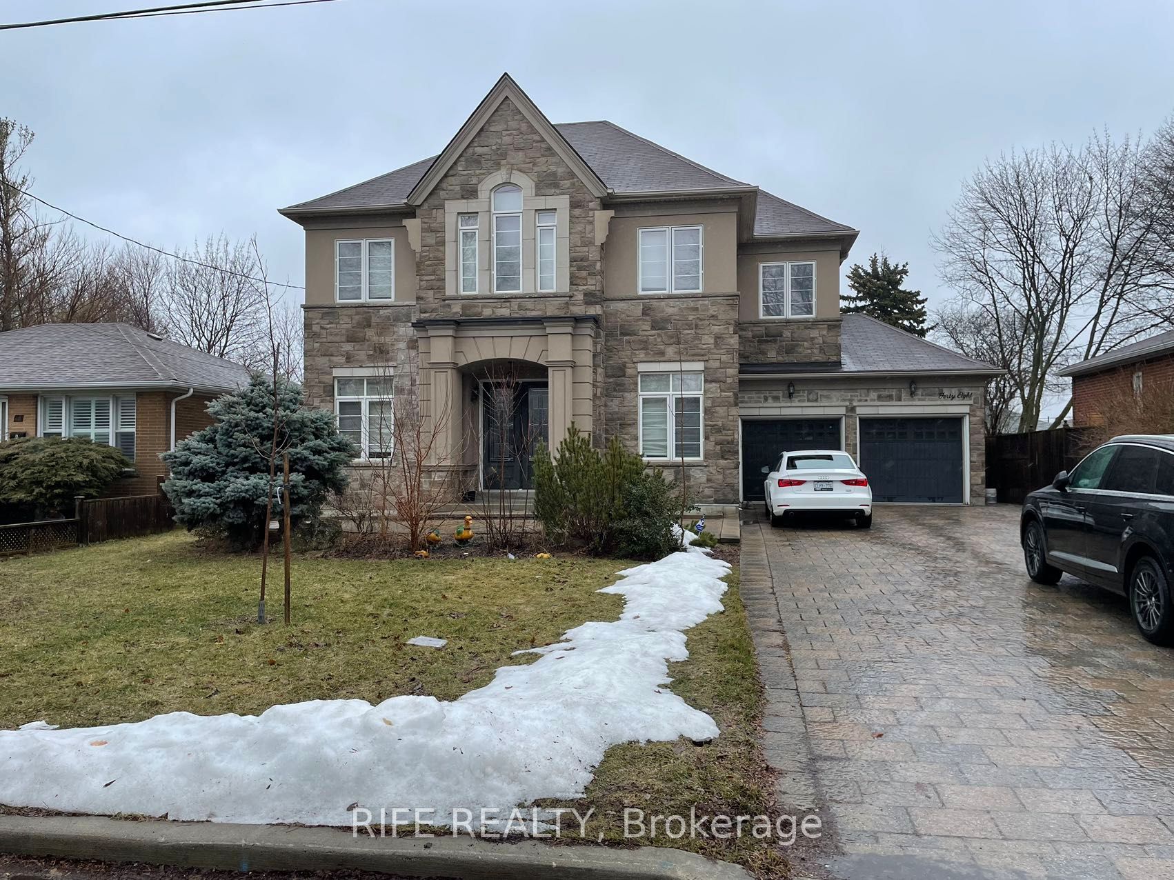 48 Transwell Avenue, North York 3