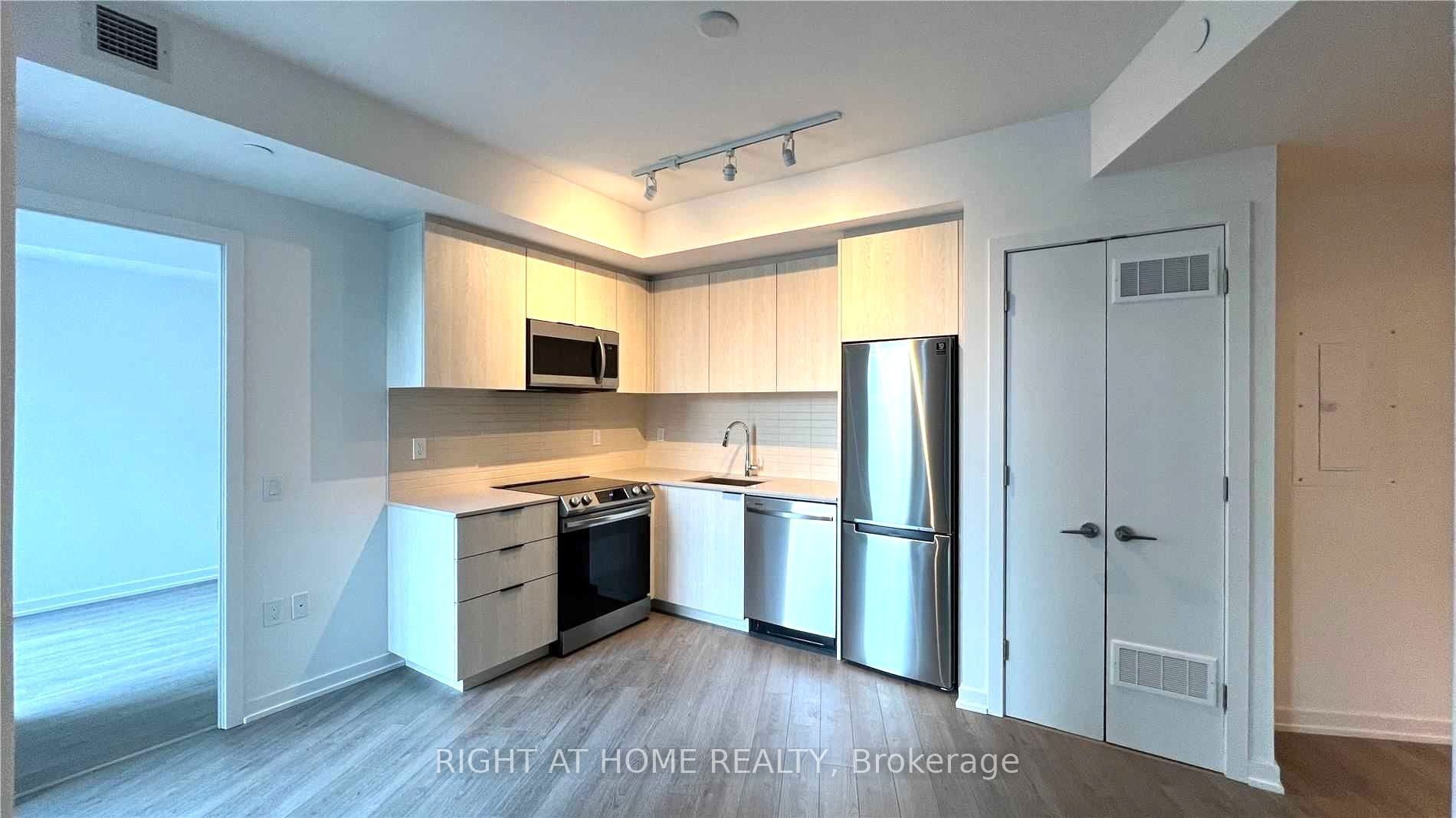 Unit 917 - 50 Power Street, Toronto 3