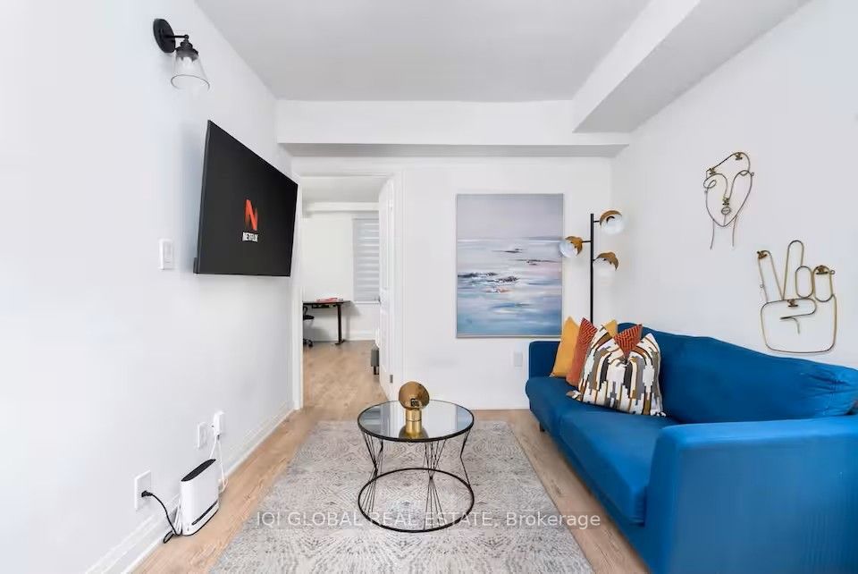 Unit Mainfloor - 525 Ossington Avenue, Toronto 3