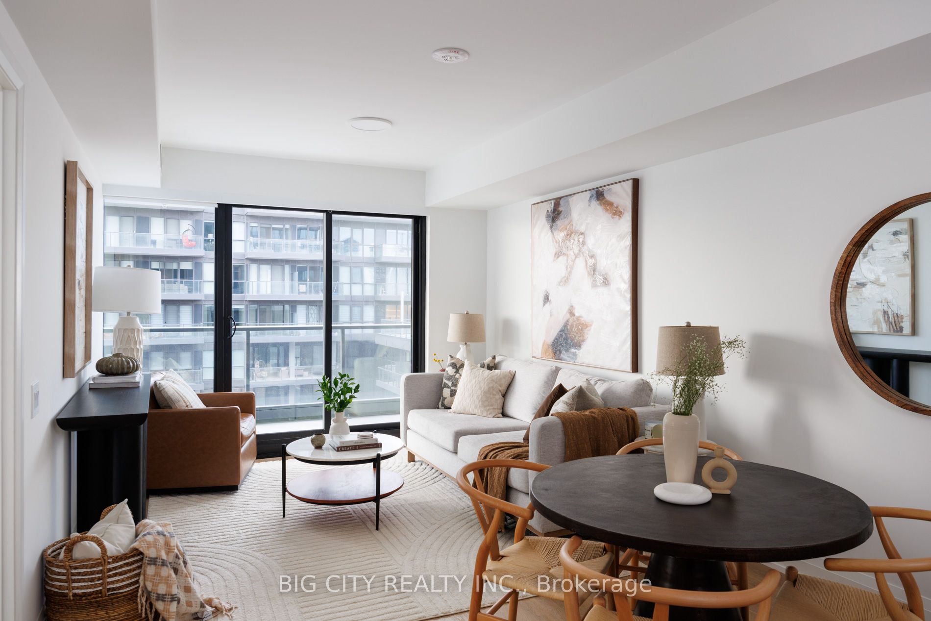 Unit 904 - 36 Brentcliffe Road, Toronto 2