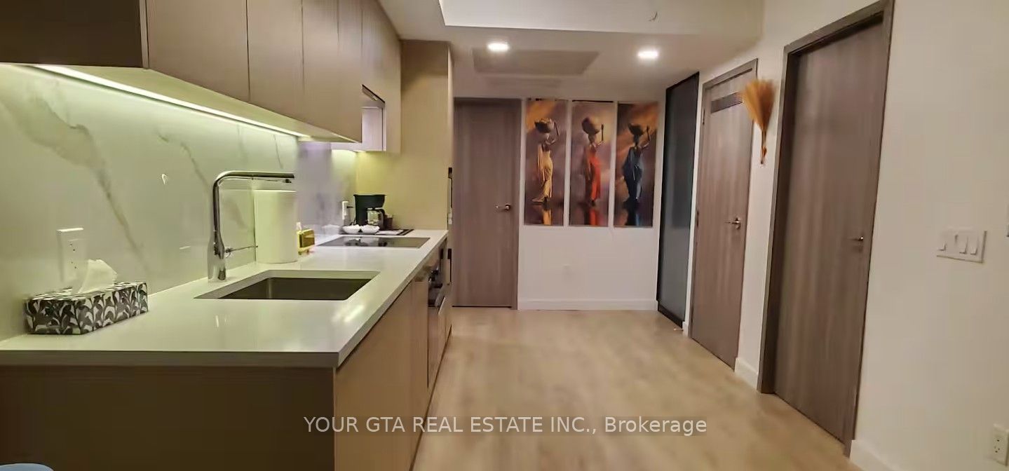 Unit 526 - 3 Concord Cityplace Way, Toronto 2