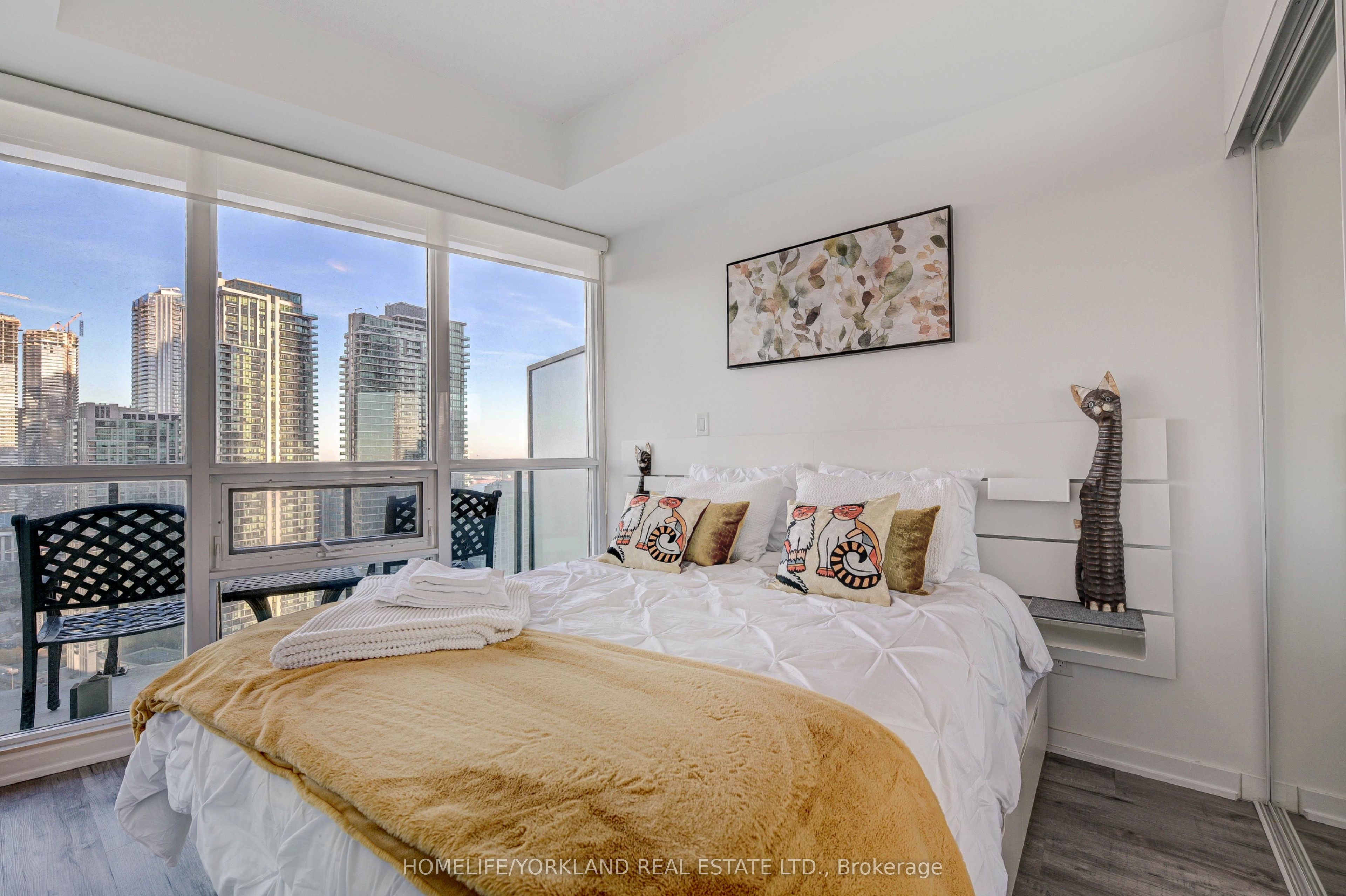 Unit 3008 - 65 Bremner Boulevard, Toronto 3