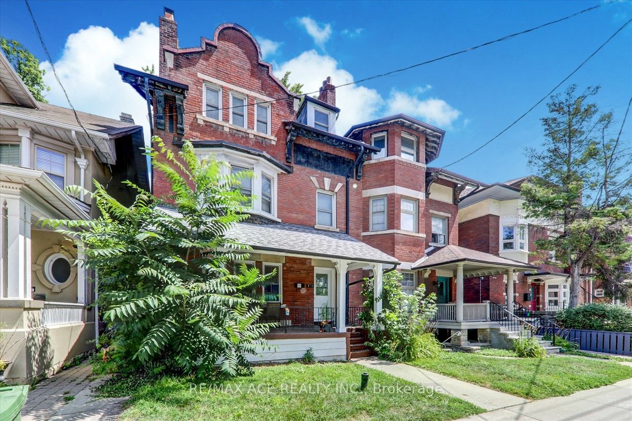 Unit 1-Flr2 - 173 Spadina Road, Toronto 2