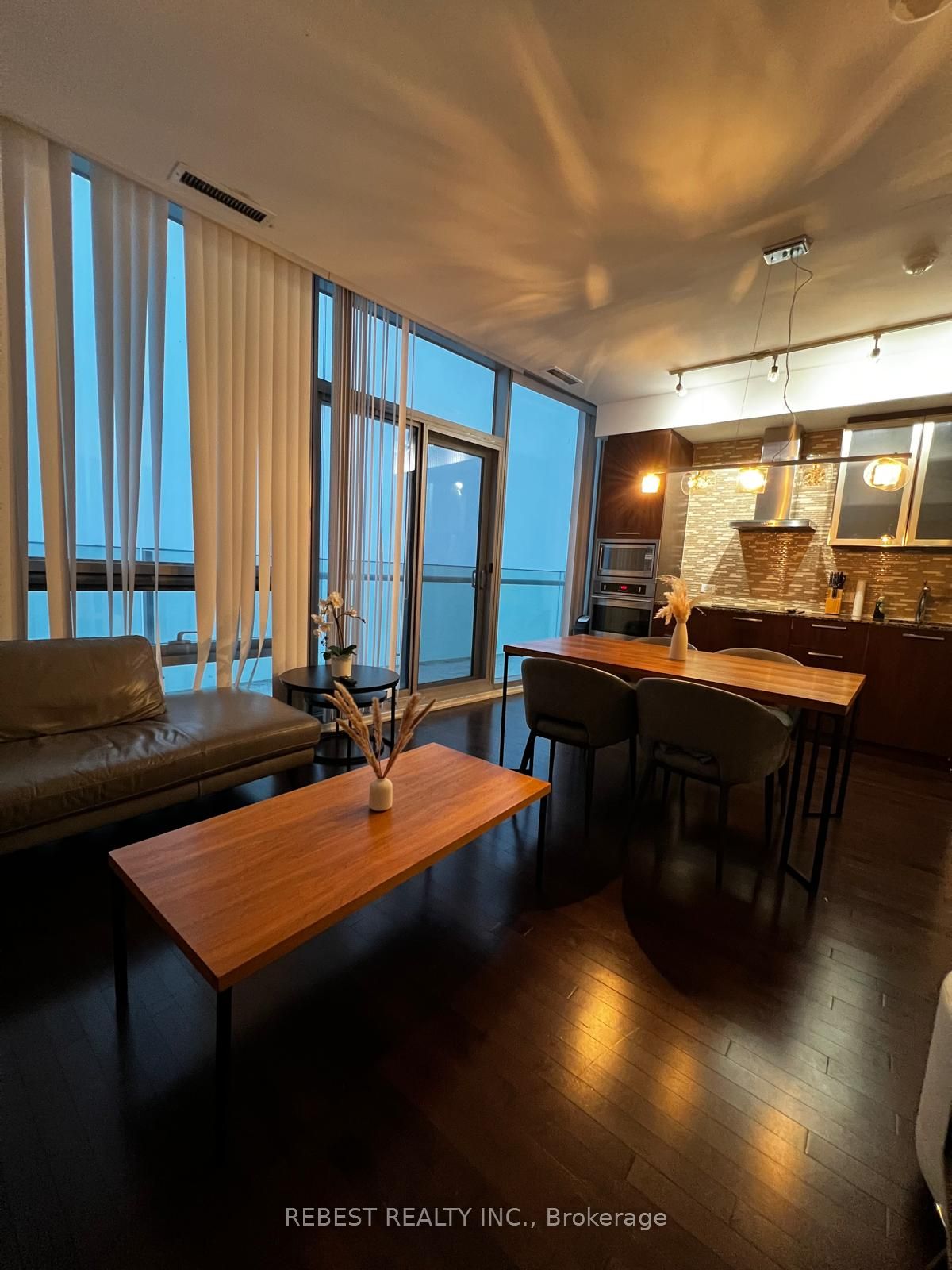 Unit 6709 - 14 York Street, Toronto 4