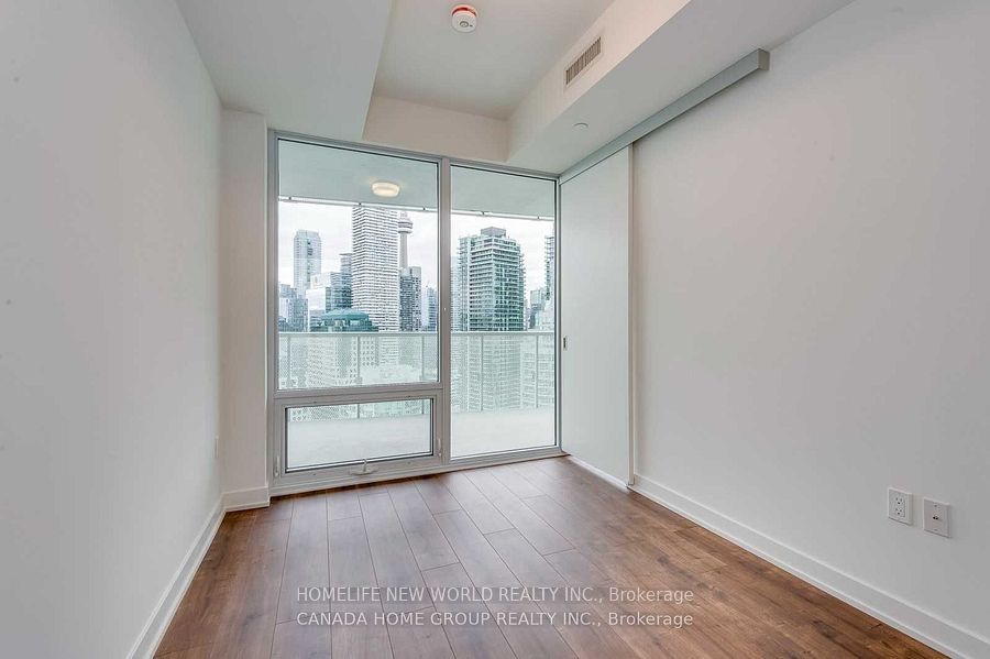 Unit 3204 - 15 Queens Quay E, Toronto 5