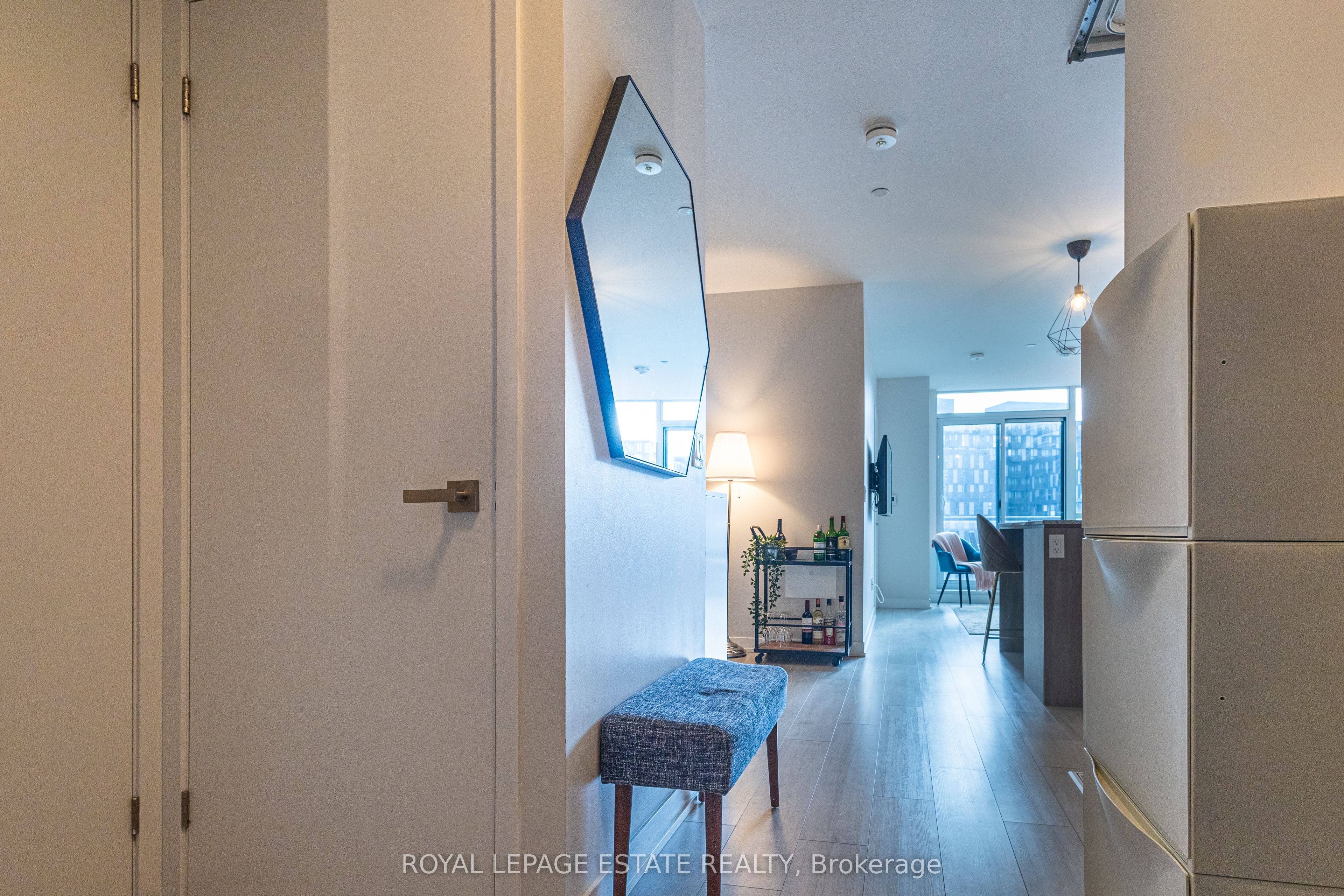 Unit 657 - 31 Tippett Road, North York 2