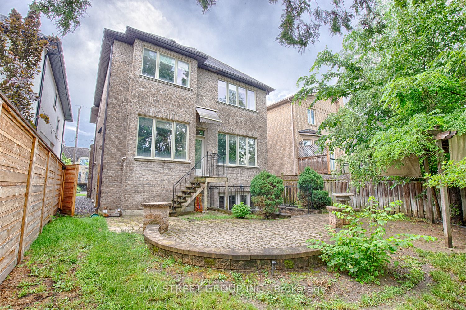 500 Deloraine Avenue, Toronto 3