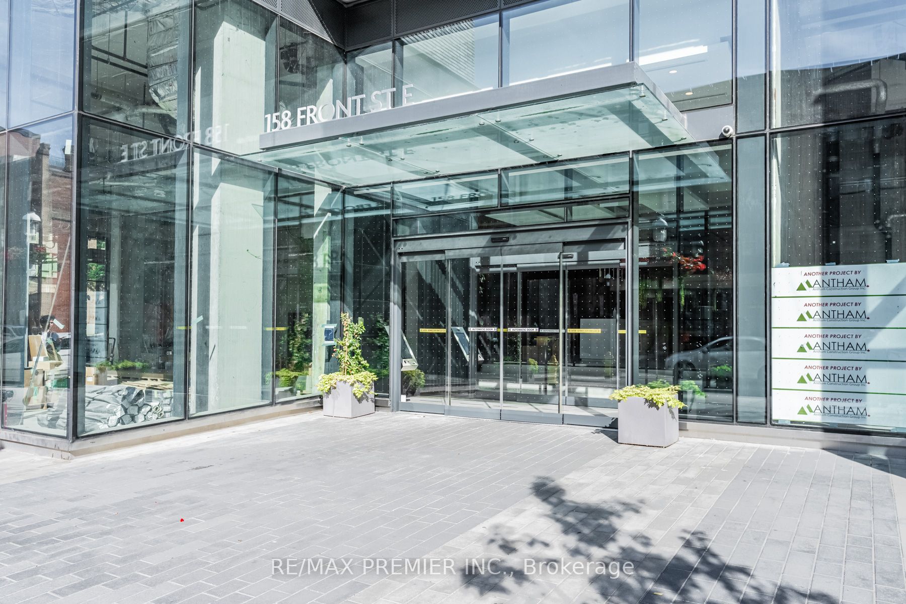 Unit 716 - 158 Front Street E, Toronto 2