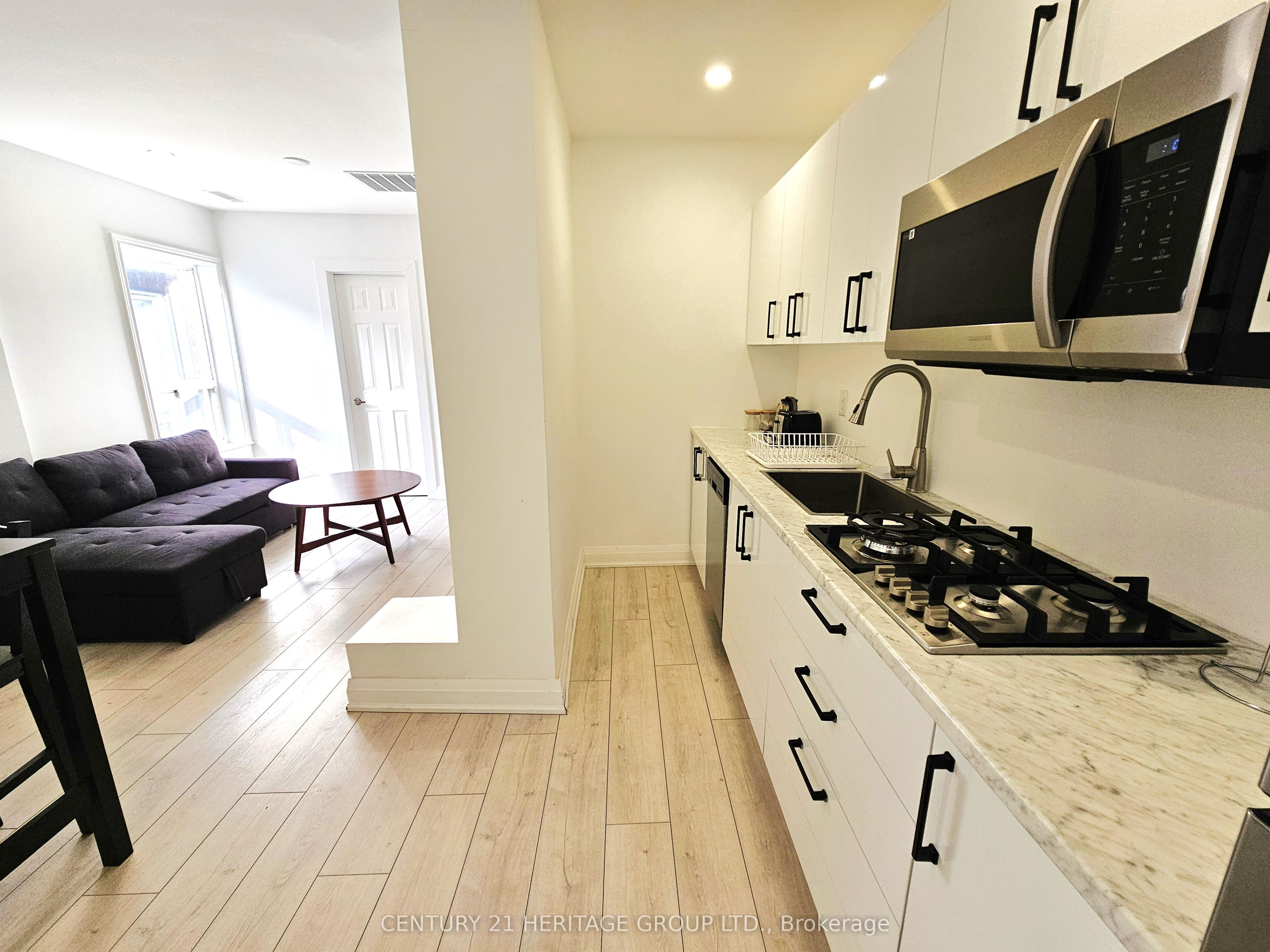 Unit 3rd Floor - 344 Shaw Street, Toronto 2