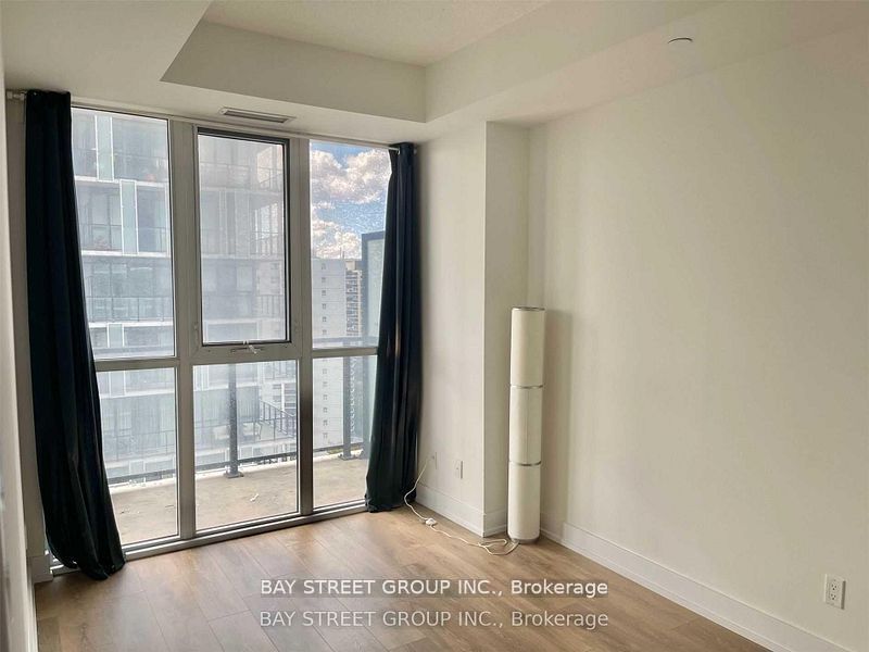 Unit 1204 - 150 Fairview Mall Drive, North York 5