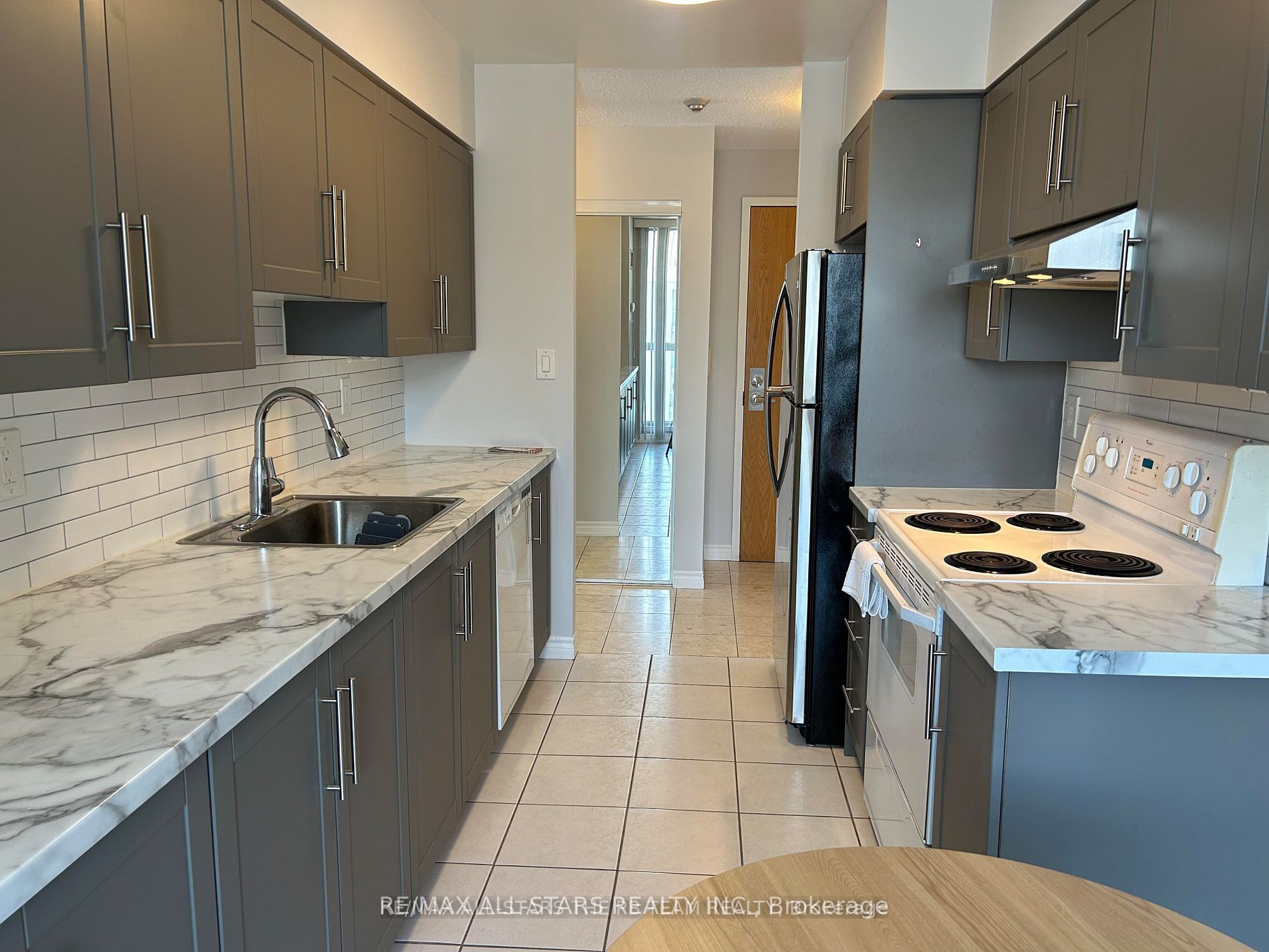 Unit 1501 - 225 Merton Street, Toronto 4