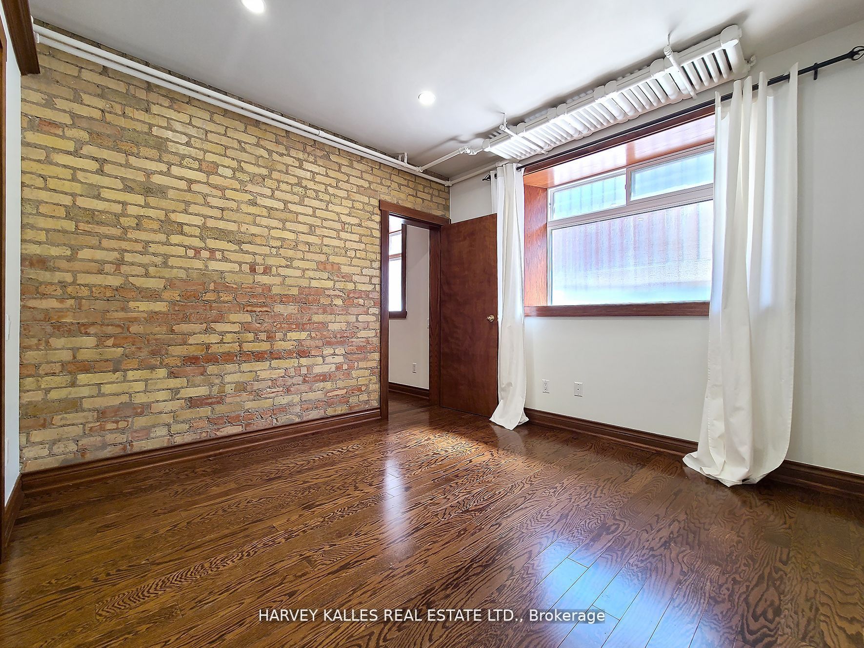 Unit 14 - 510 Jarvis Street, Toronto 4