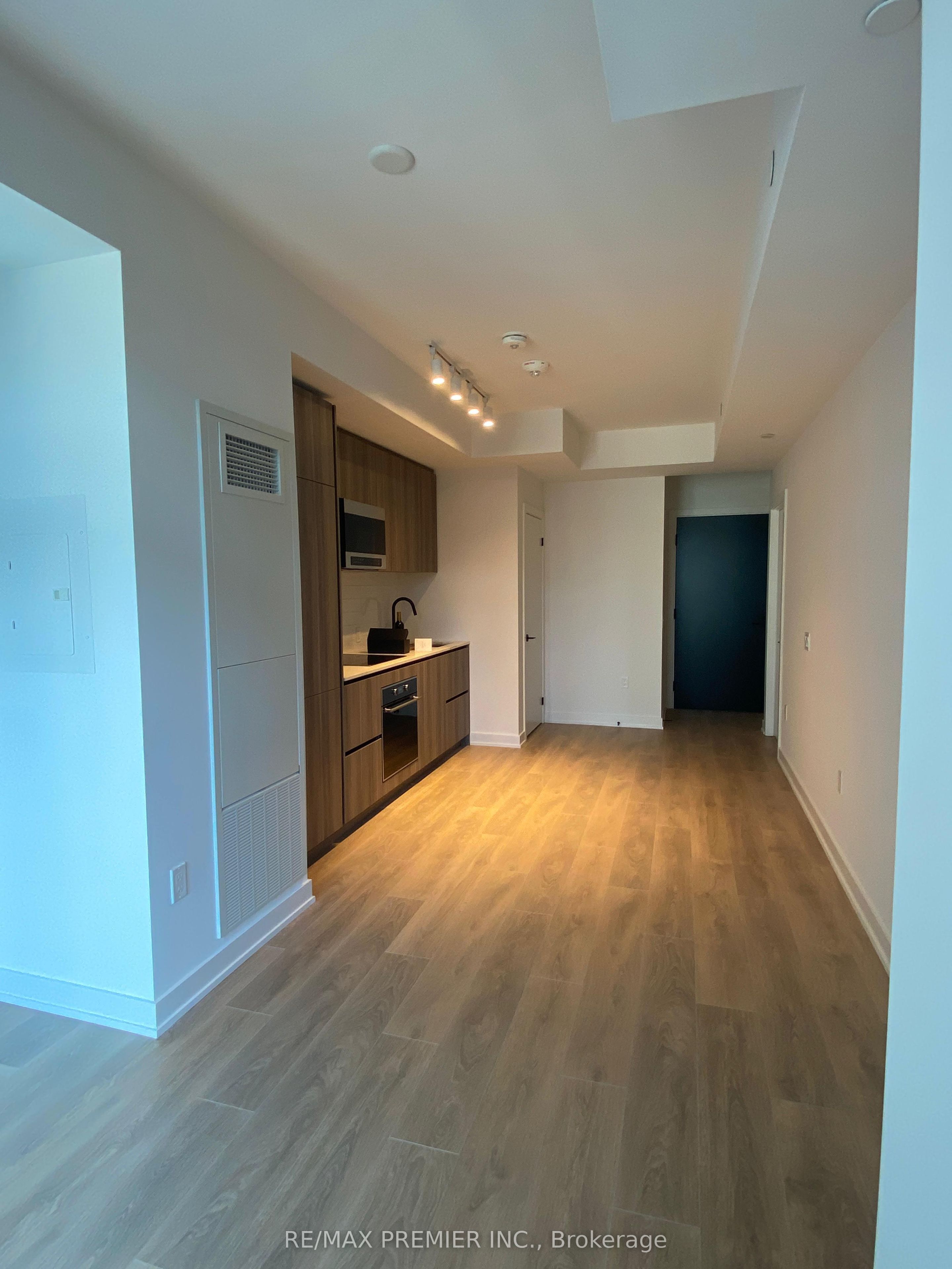 Unit 2103 - 127 Broadway Avenue, Toronto 2