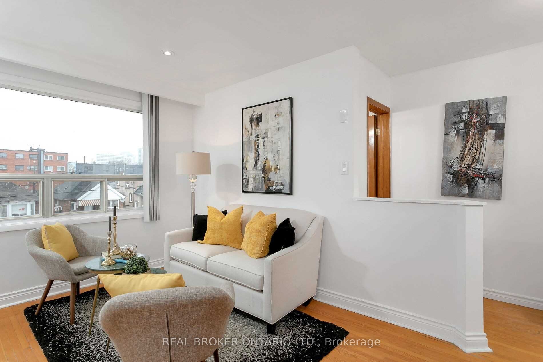 Unit Upper - 57 Lanark Avenue, Toronto 2