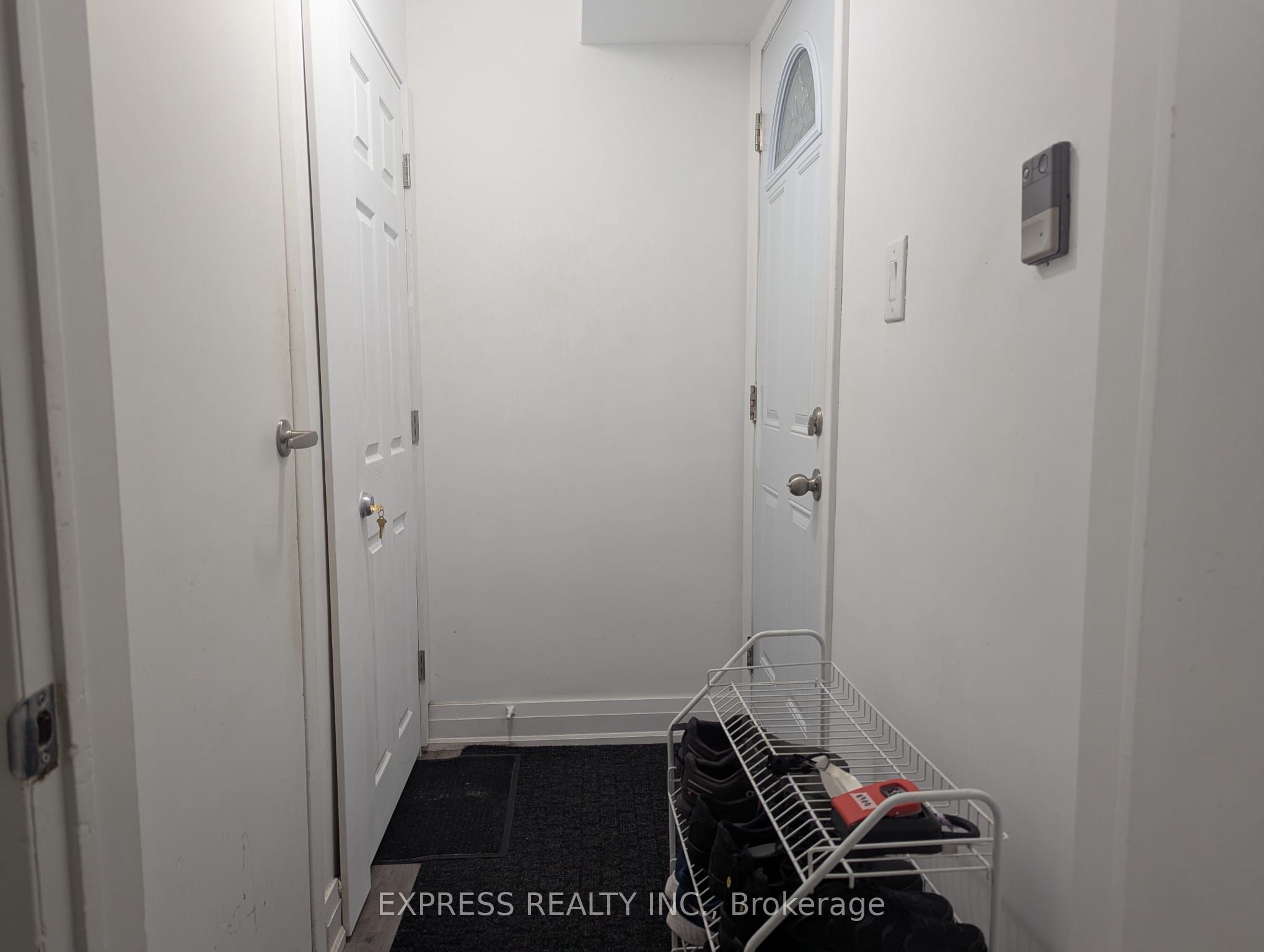 Unit Bsmt - 105 Faye Drive, North York 5