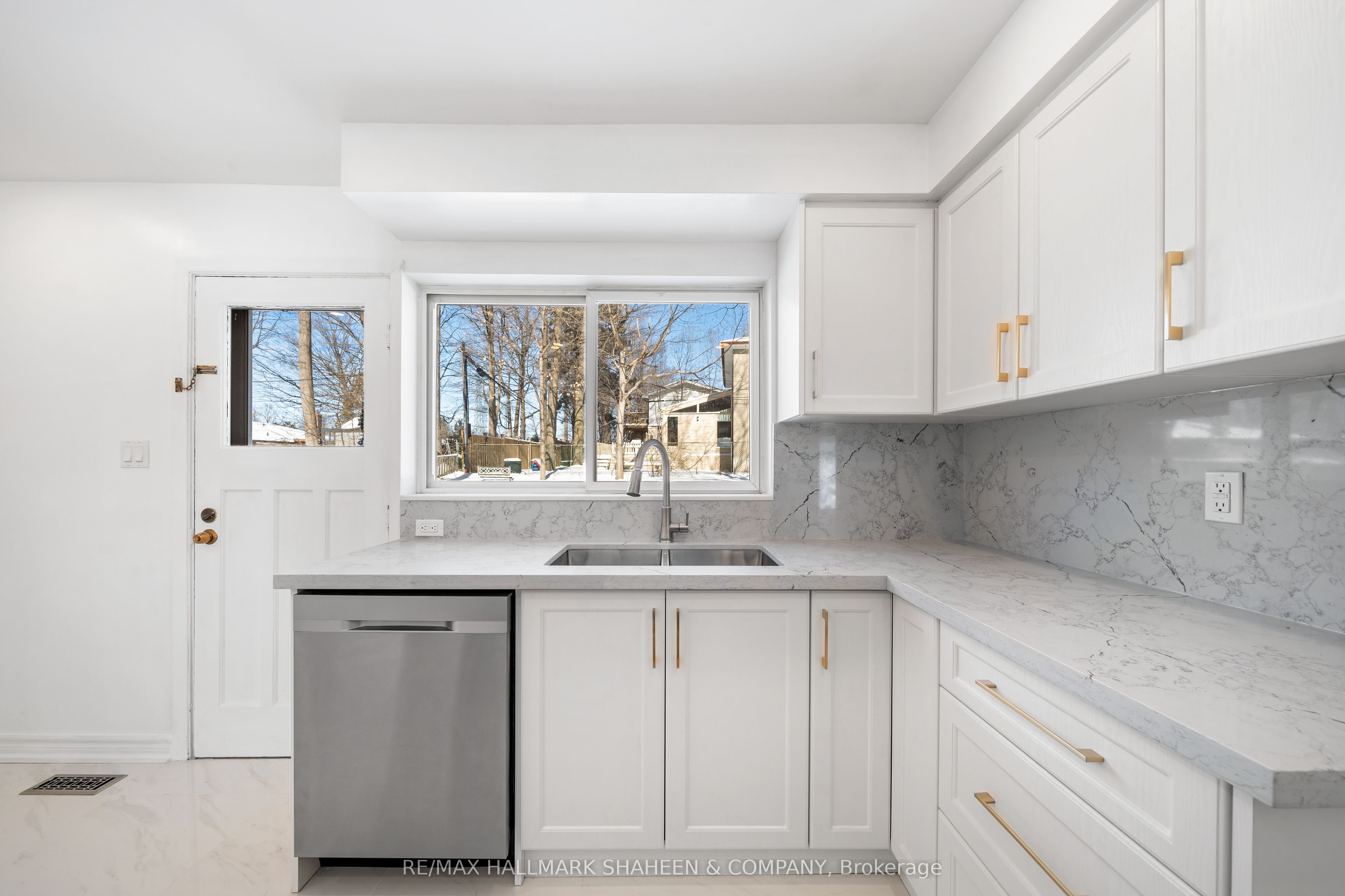 Unit Main - 96 Rameau Drive, North York 5