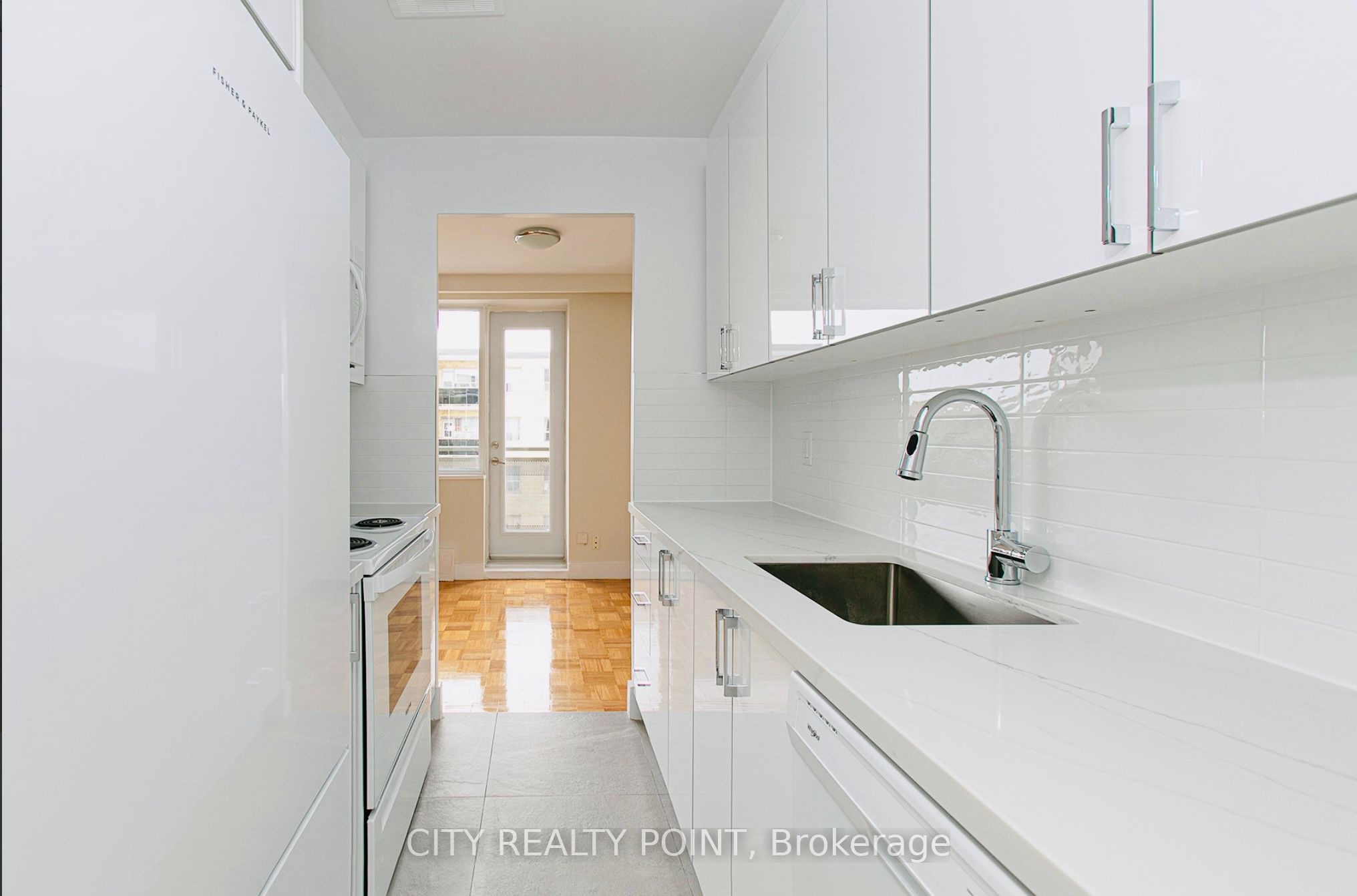 Unit 608 - 2 Grandstand Place, Toronto 2