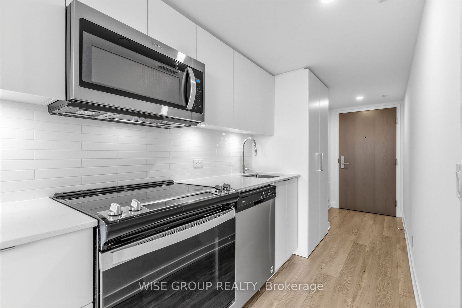 Unit 1209 - 18 Tretti Way, North York 2