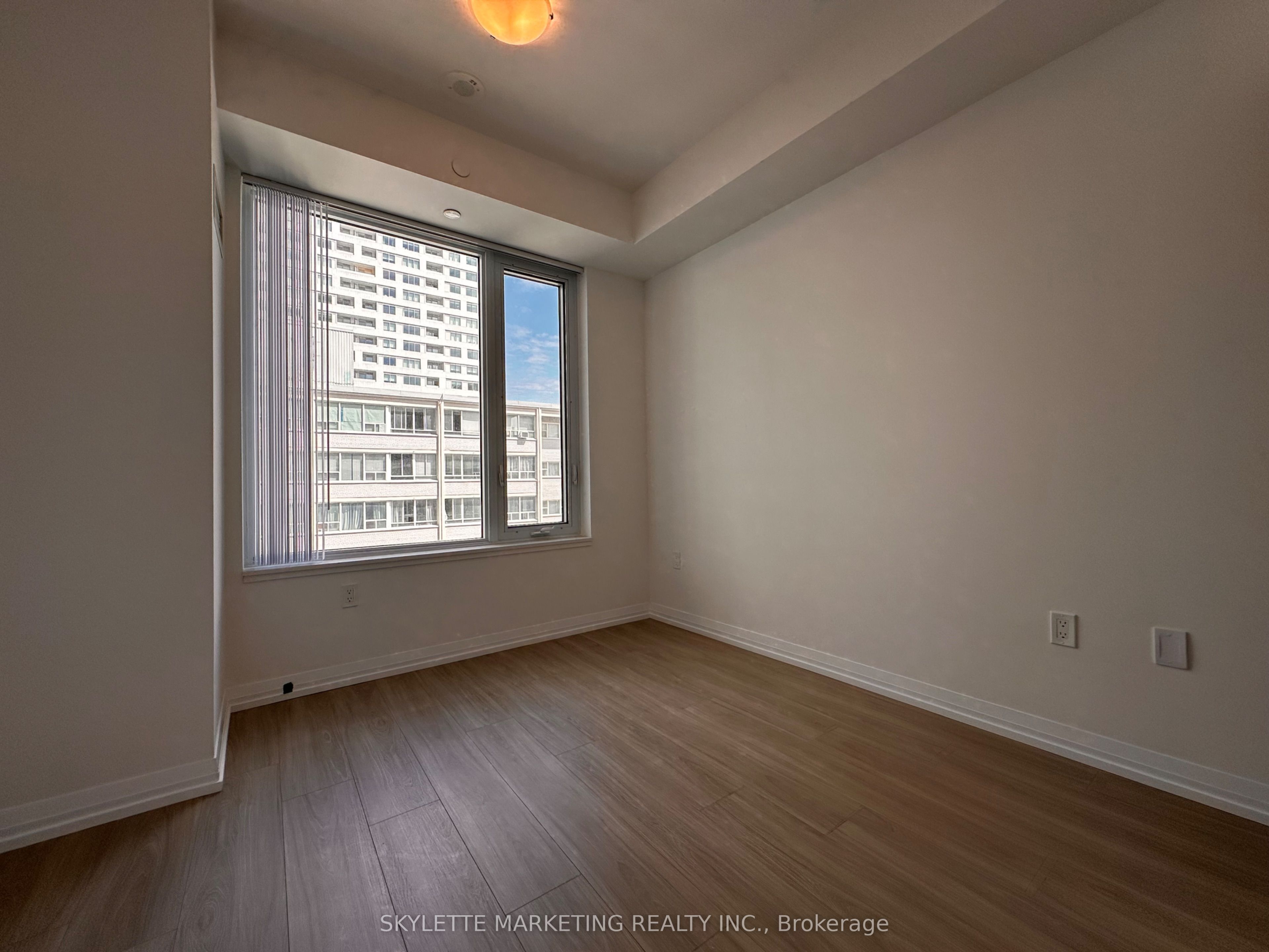 Unit 1204 - 25 Holly Street, Toronto 5