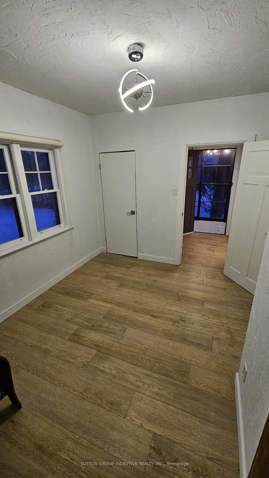 Unit MAIN - 233 Ellerslie Avenue, North York 4