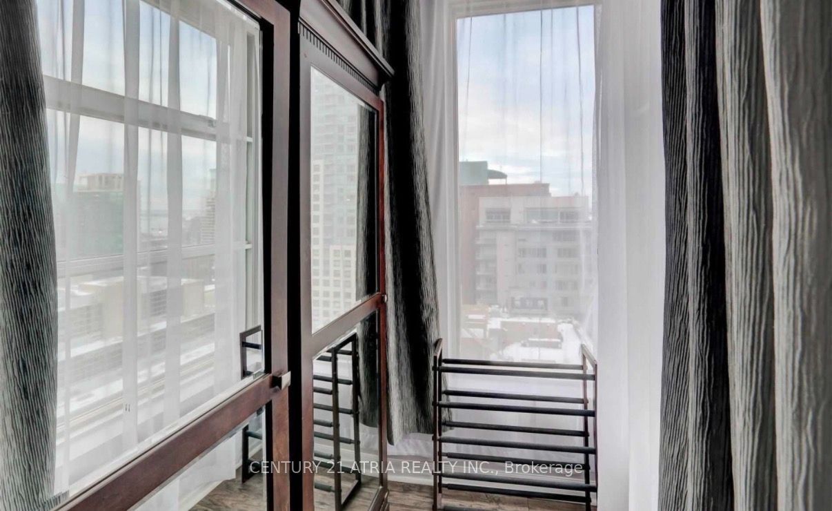 Unit 2109 - 1 King Street W, Toronto 3