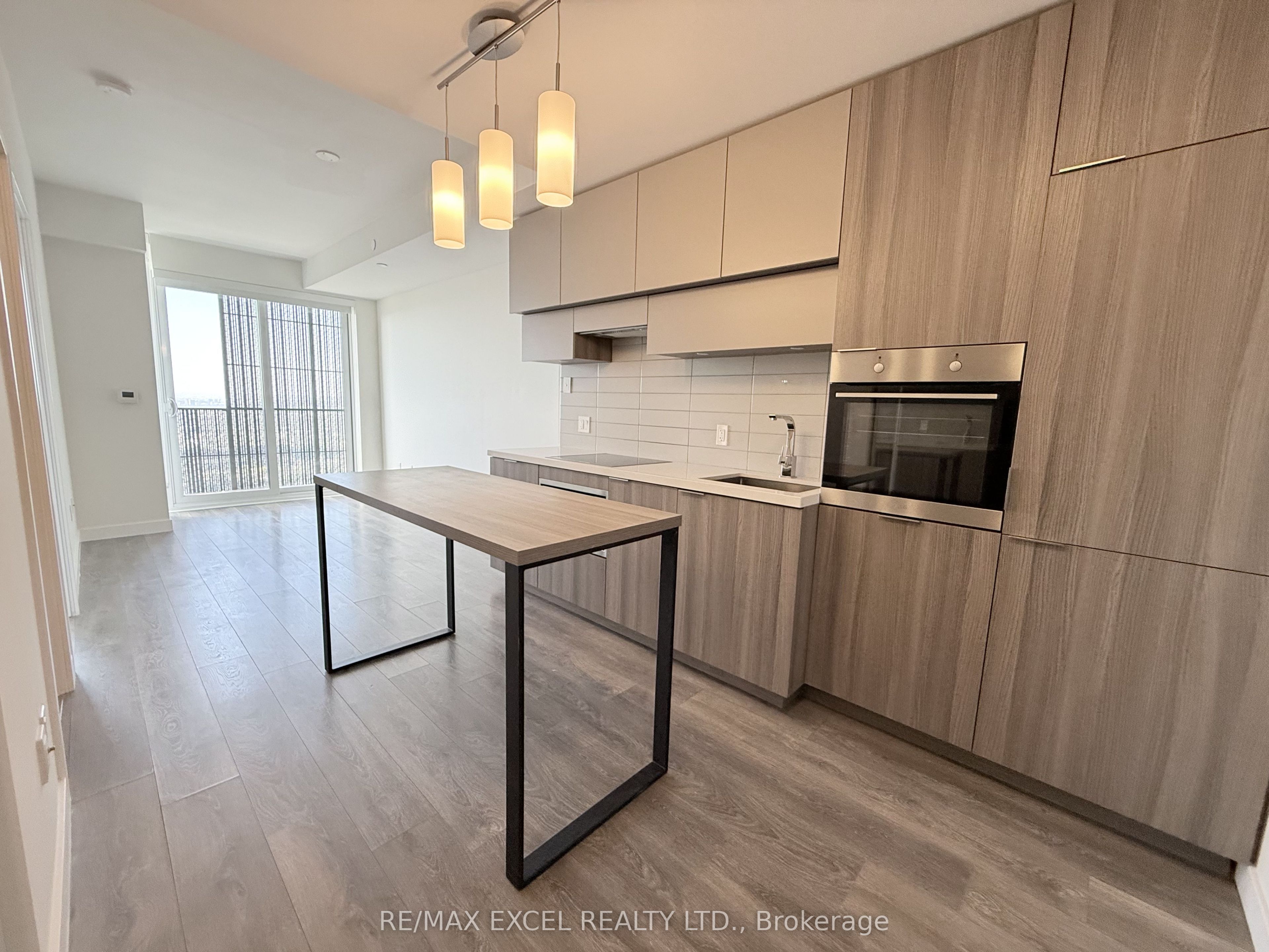 Unit 5603 - 8 Eglinton Avenue E, Toronto 2