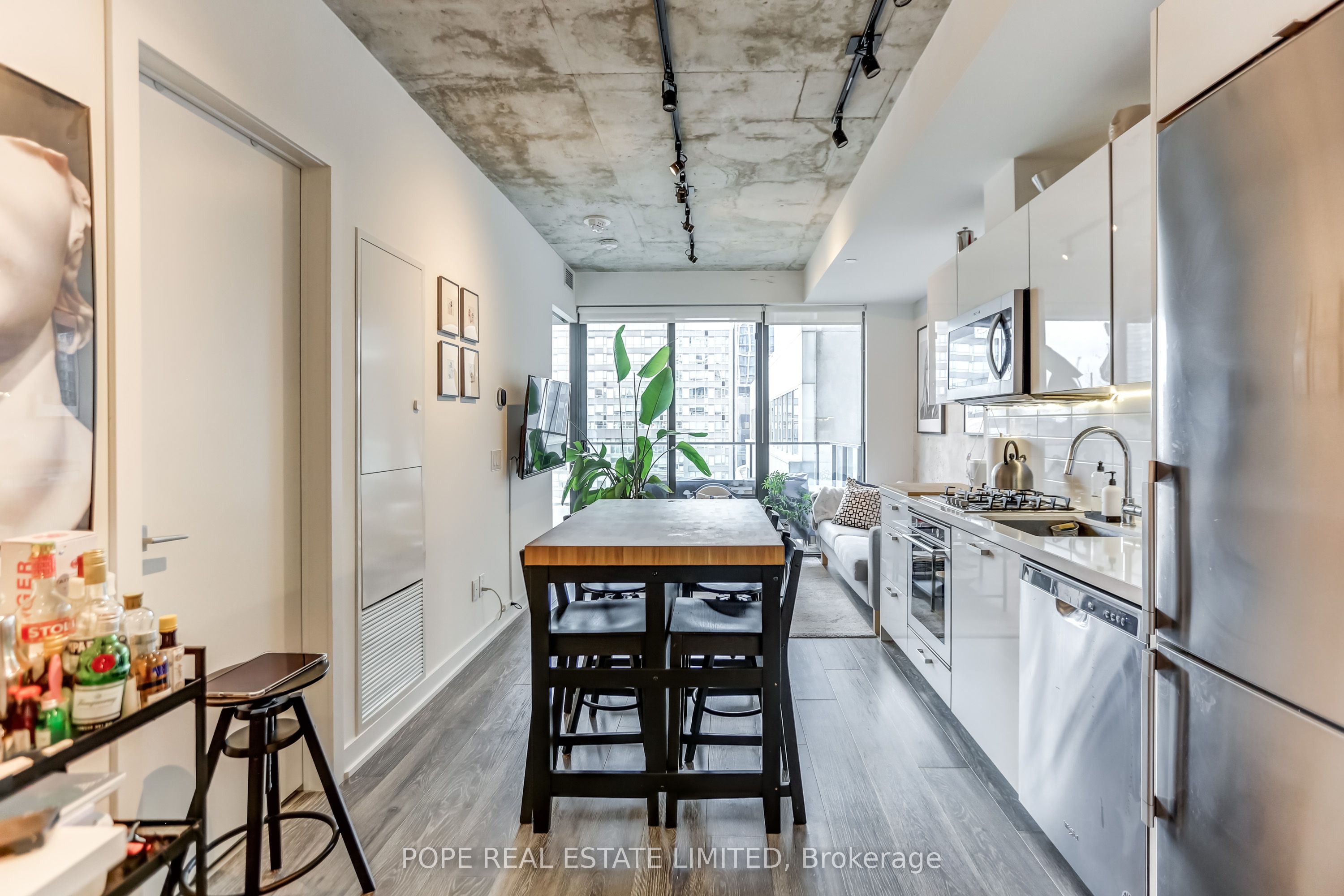 Unit 608 - 55 Ontario Street, Toronto 3