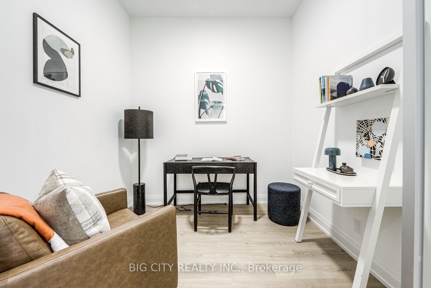 Unit 205 - 36 Brentcliffe Road, Toronto 2