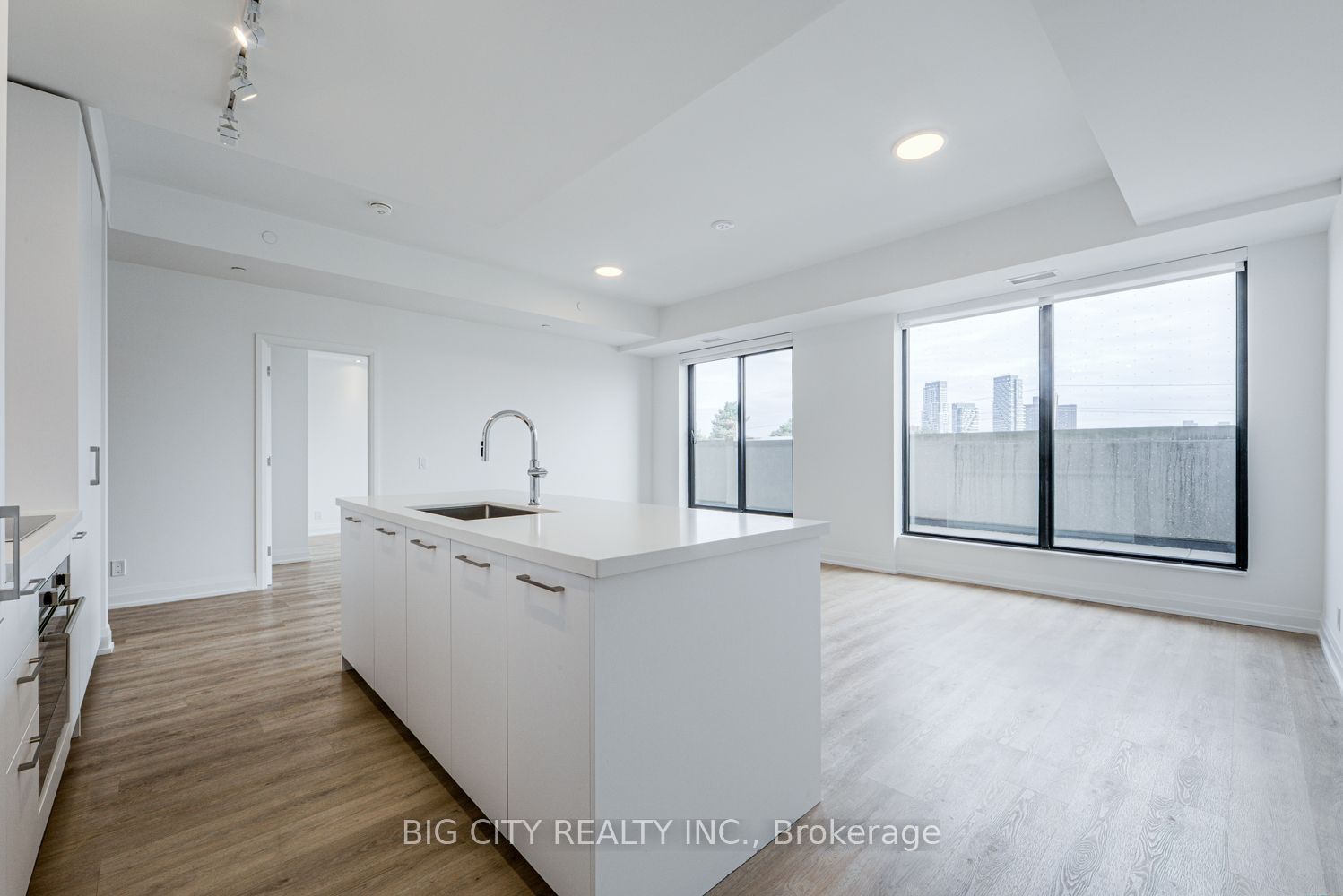Unit 209 - 36 Brentcliffe Road, Toronto 2