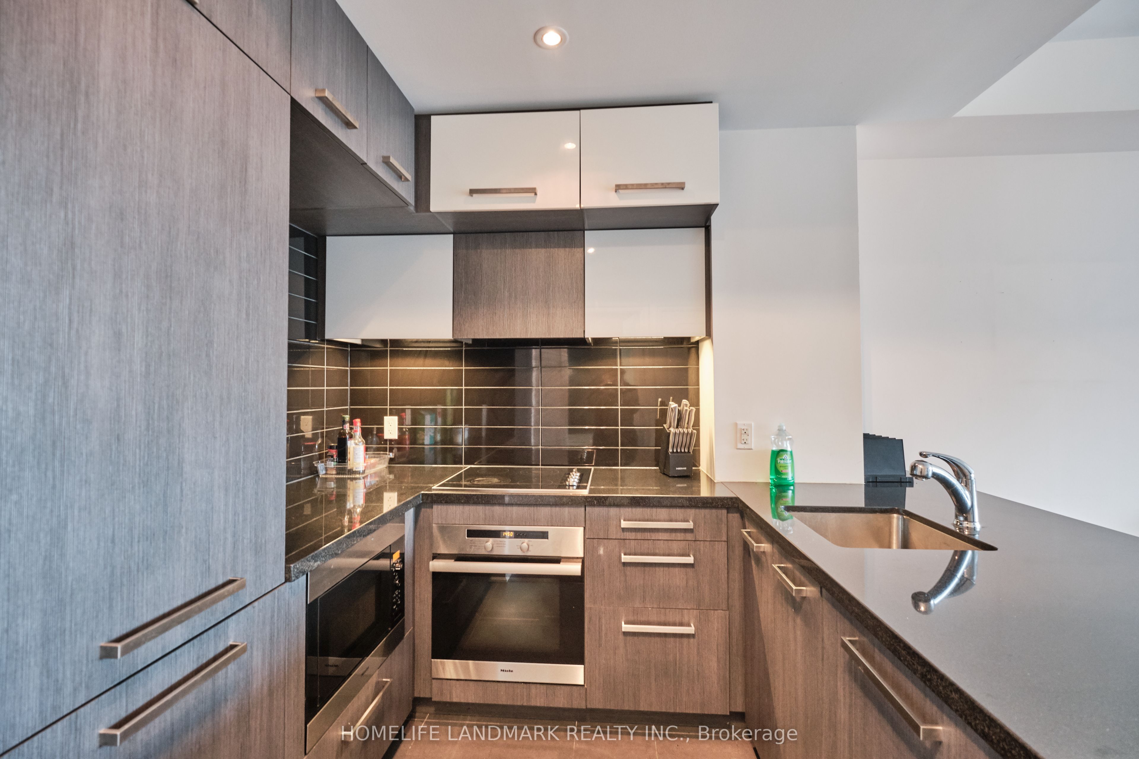 Unit 2910 - 8 The Esplanade, Toronto 3
