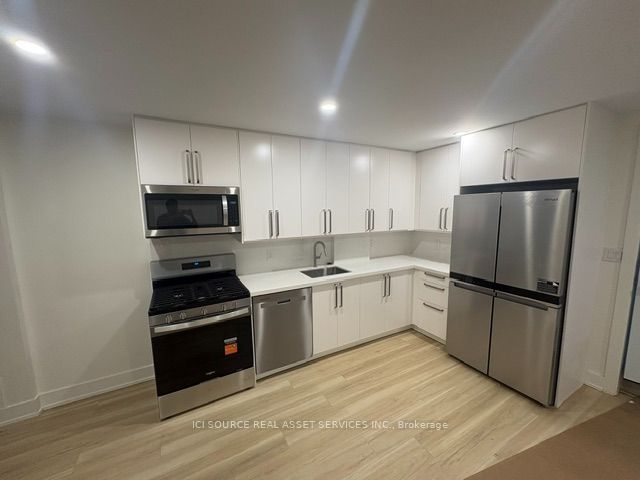 Unit 4 - 152 Brunswick Avenue, Toronto 3