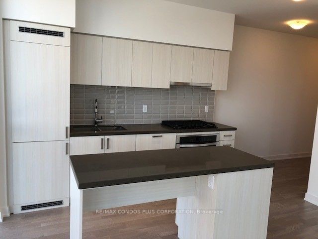 Unit 614 - 501 St Clair Avenue W, Toronto 4