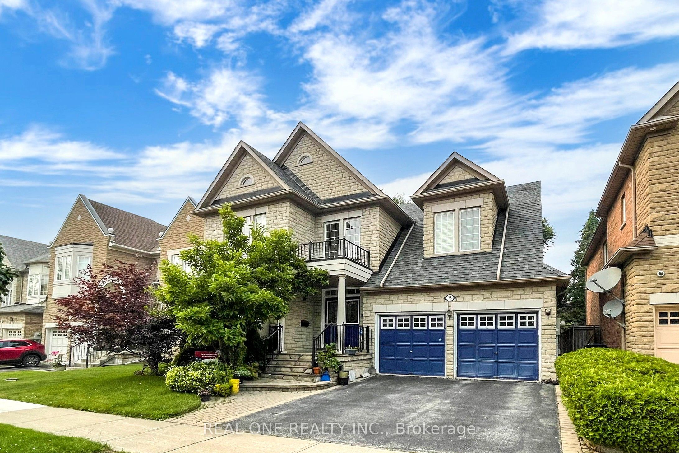 75 Green Meadows Circle, North York 2