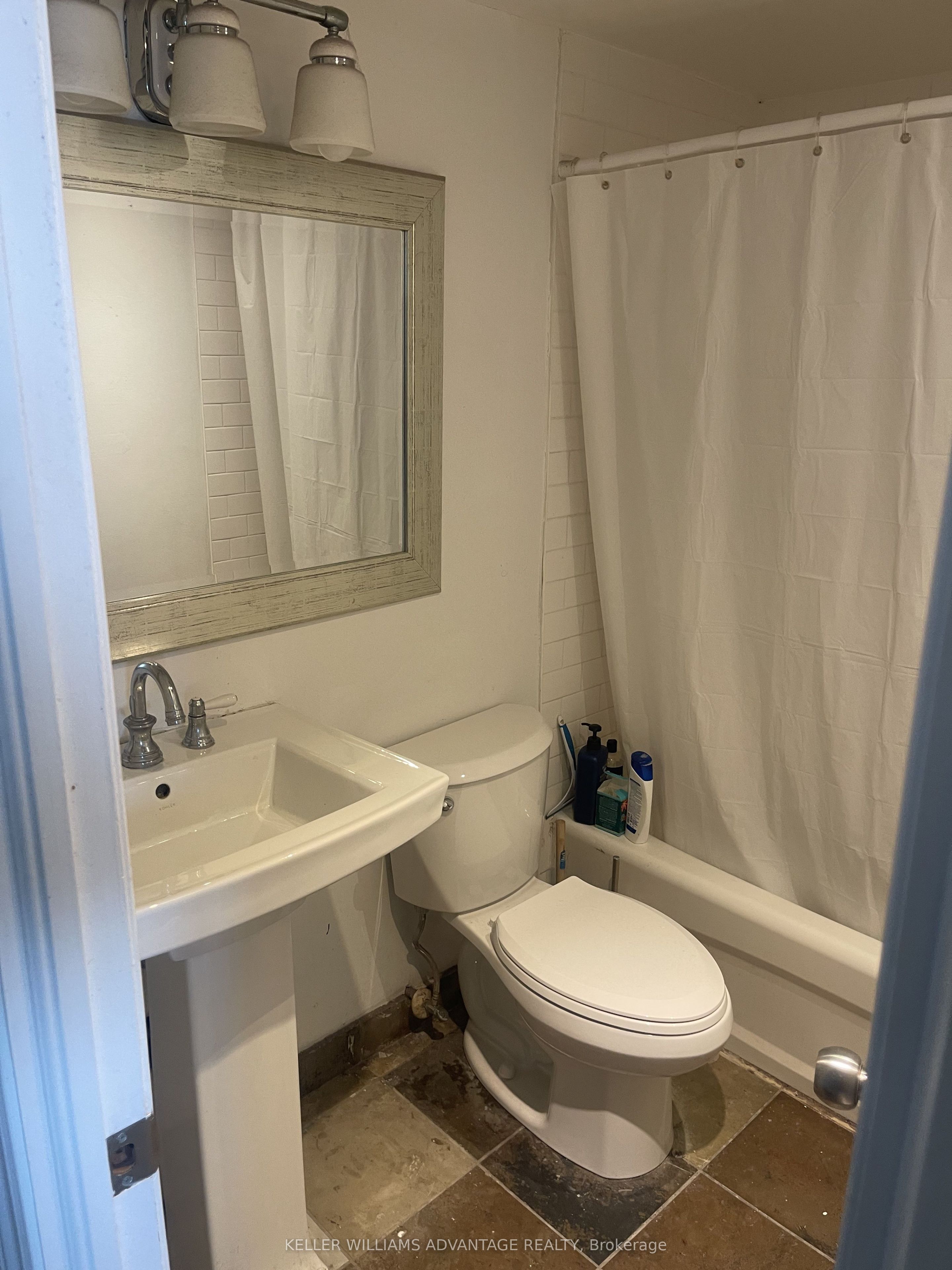 Unit 2810 - 40 Homewood Avenue, Toronto 5