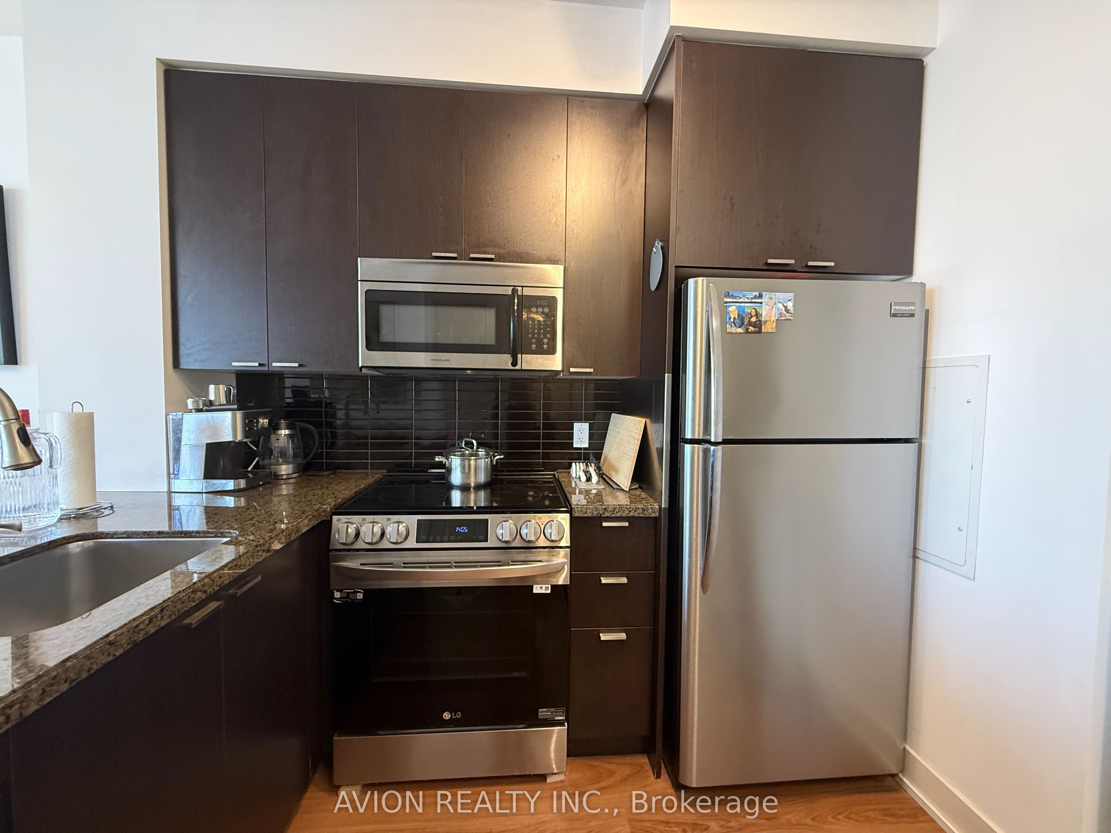 Unit 2411 - 23 Sheppard Avenue E, North York 4