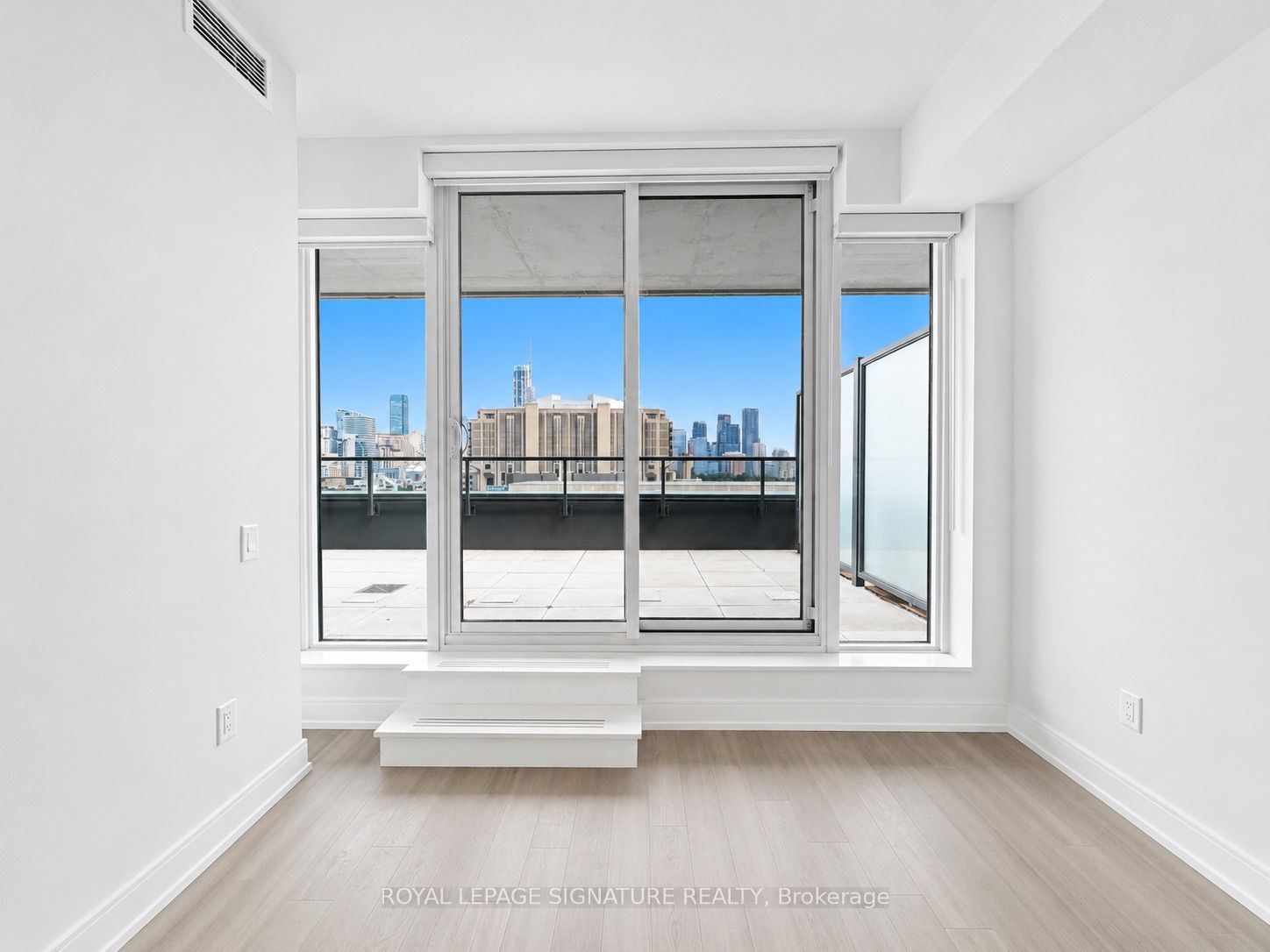 Unit 1005 - 664 Spadina Avenue, Toronto 3