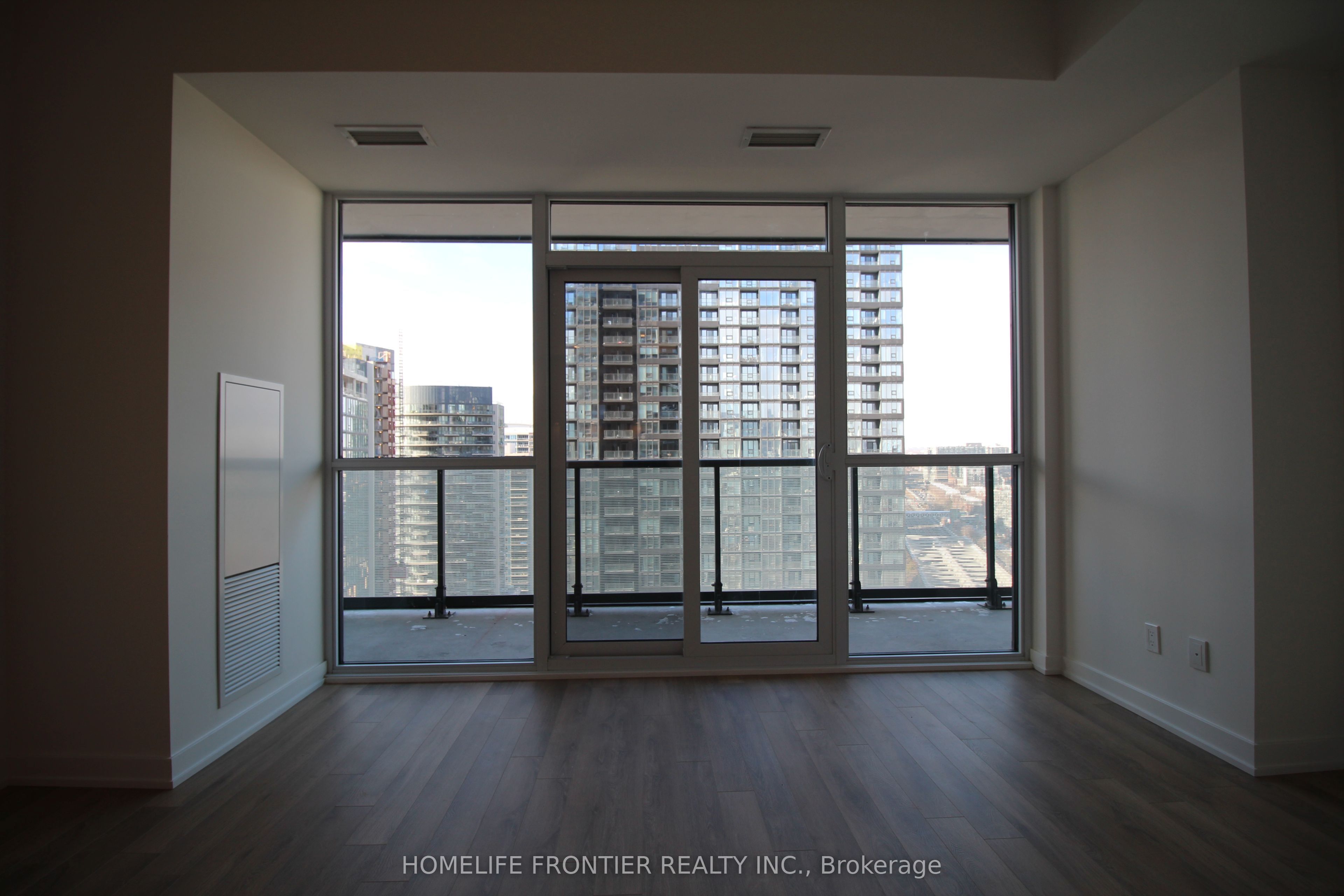 Unit 2005 - 50 Ordnance Street, Toronto 5