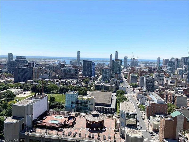 Unit 3707 - 181 Dundas Street E, Toronto 4